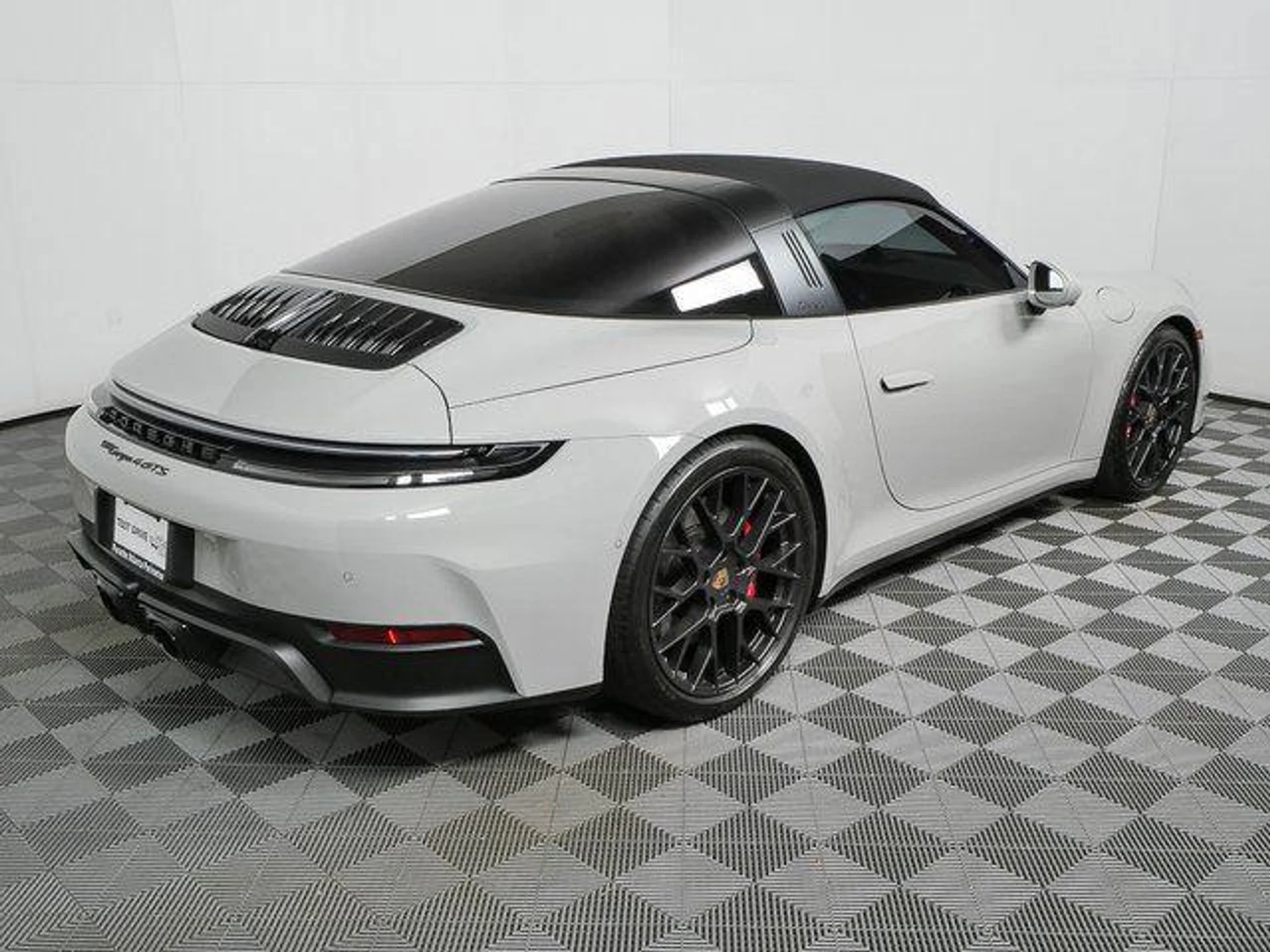 mph025_592347532_Y08_Kwl0qj4_Nm60_Dg6ho0_VW_7p_Ac_fb0656f2fb