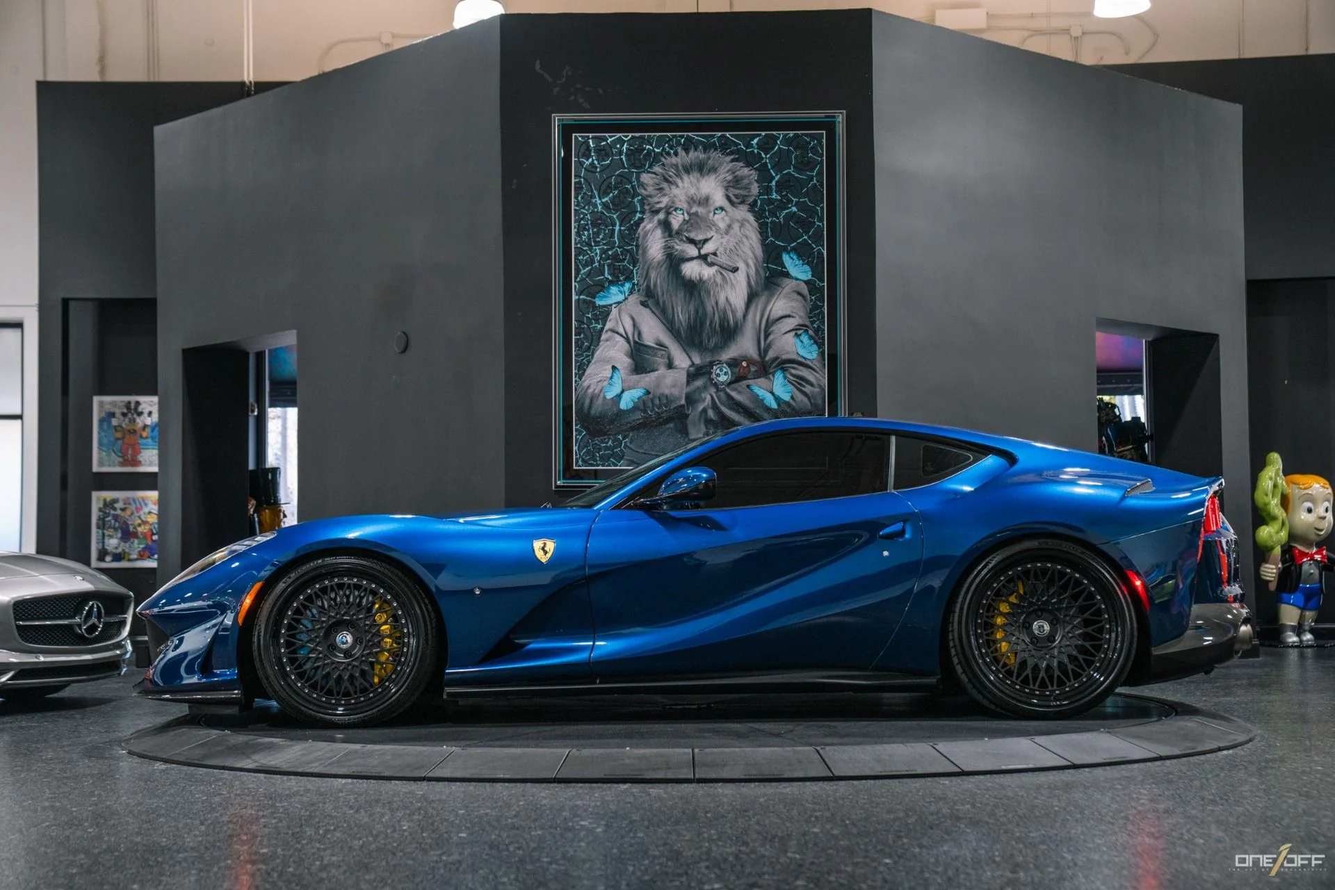mph025_593231308_Used_2018_Ferrari_812_Superfast_on_HRE_Wheels_w_Passenger_Display_Carbon_Race_Seats_1747344106_6575d9c5ac