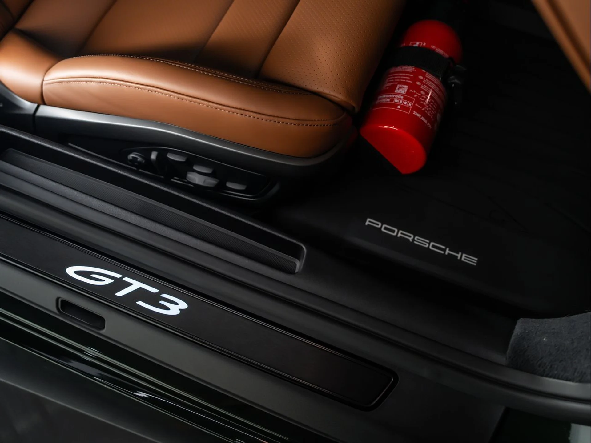 mph025_594040040_e3f992810d70a9559f9649ae5b9577af_83940e9ae7