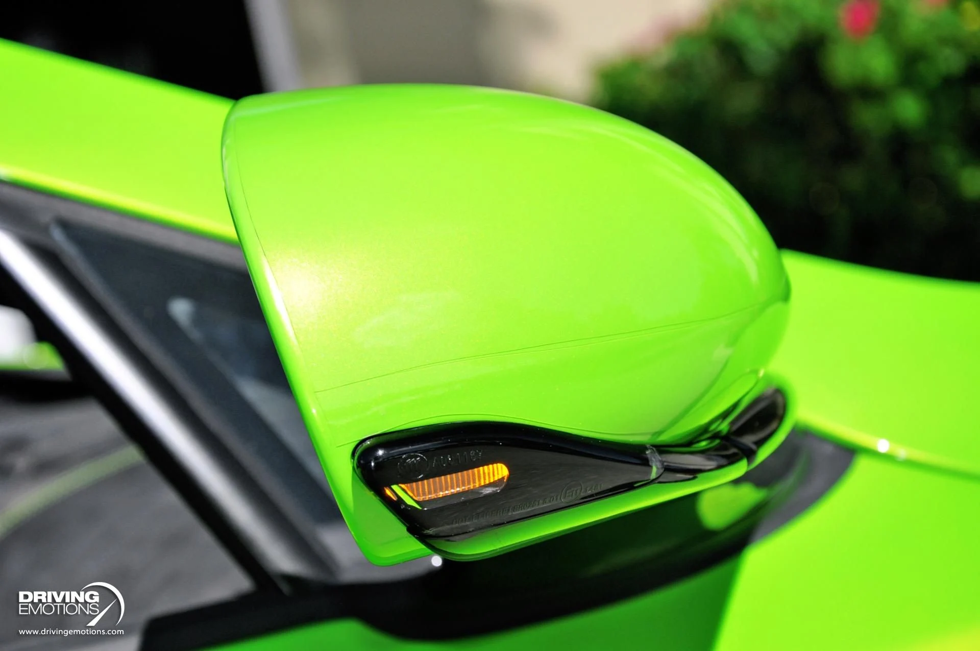 mph025_603716608_855_p26_l_3ef61597b1