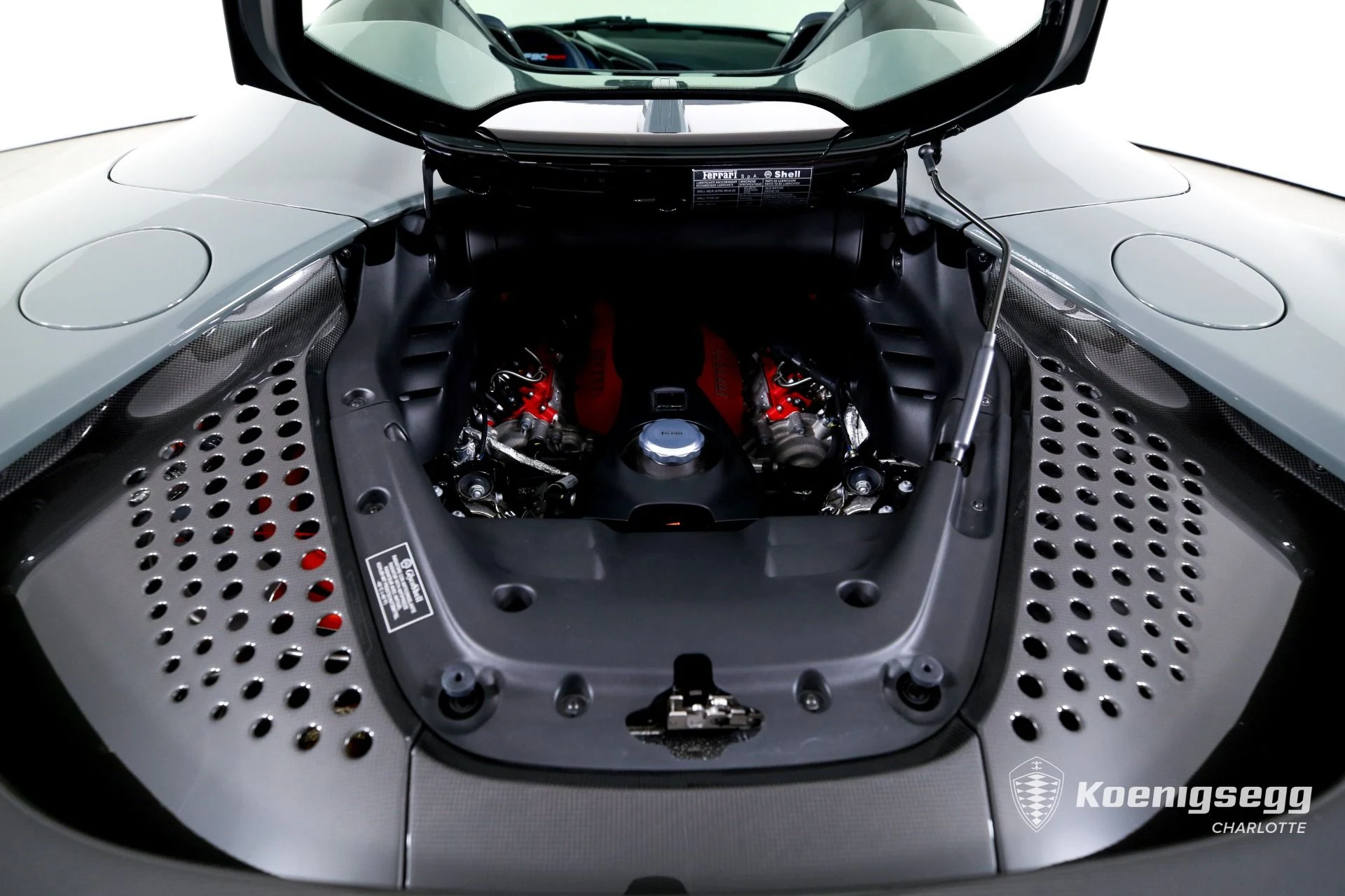 mph025_603961321_Used_2024_Ferrari_SF_90_Spider_1774640583_7160c69151