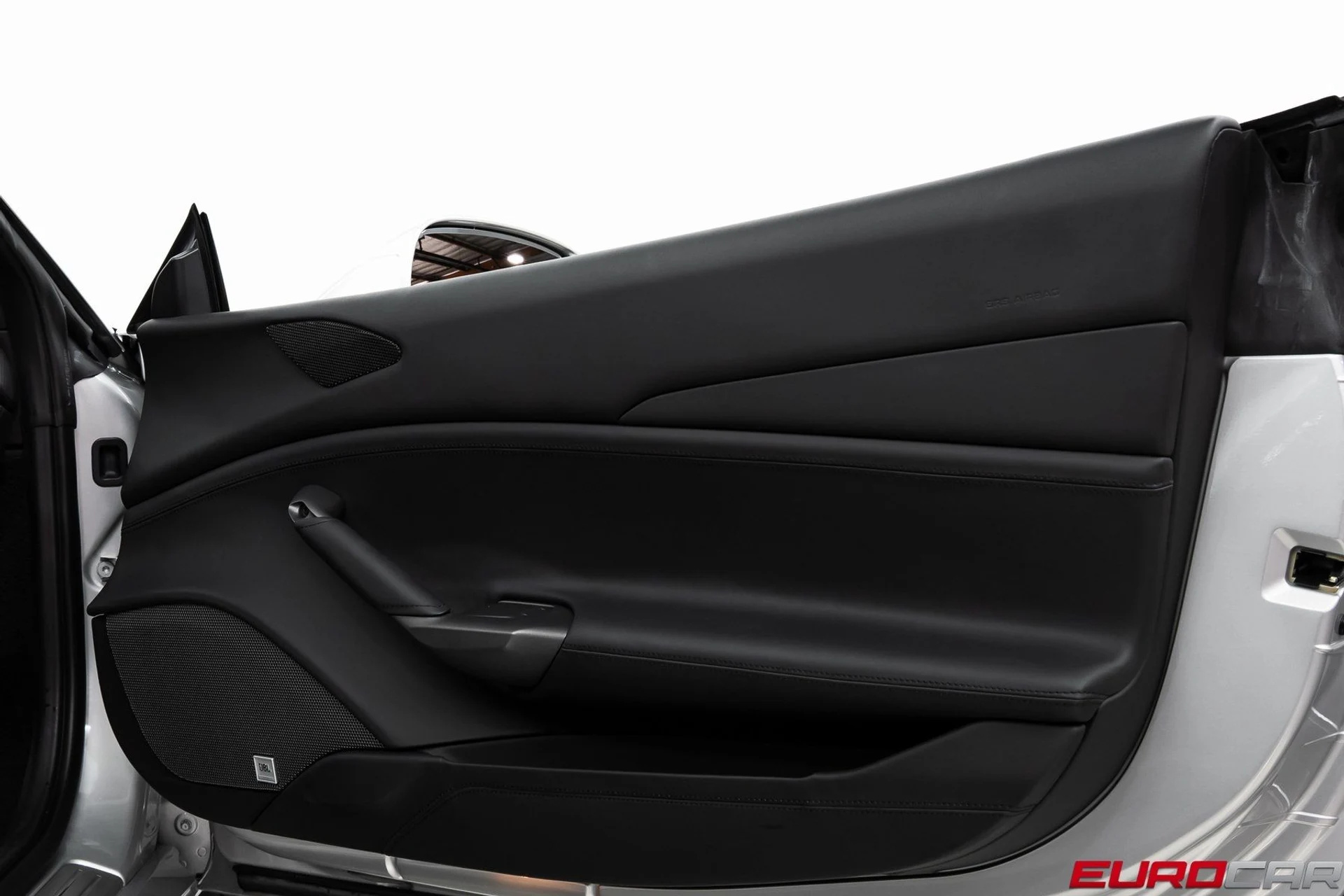 mph025_607536198_image_26_d9743e6161