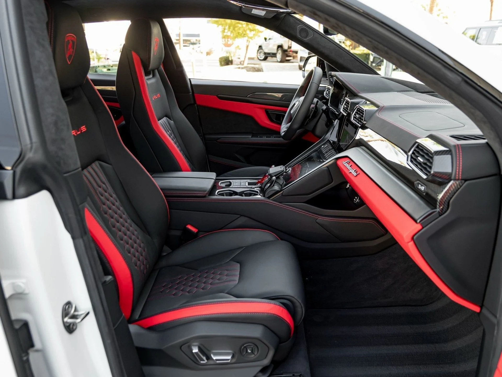 mph025_60842175_26_71c59fb166