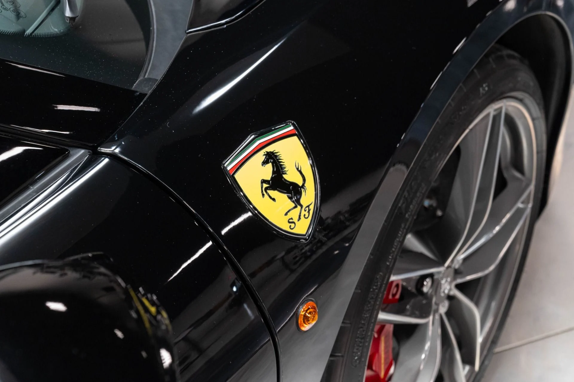 mph025_608633321_Used_2016_Ferrari_488_Spider_Base_1785961462_7d71cdebee