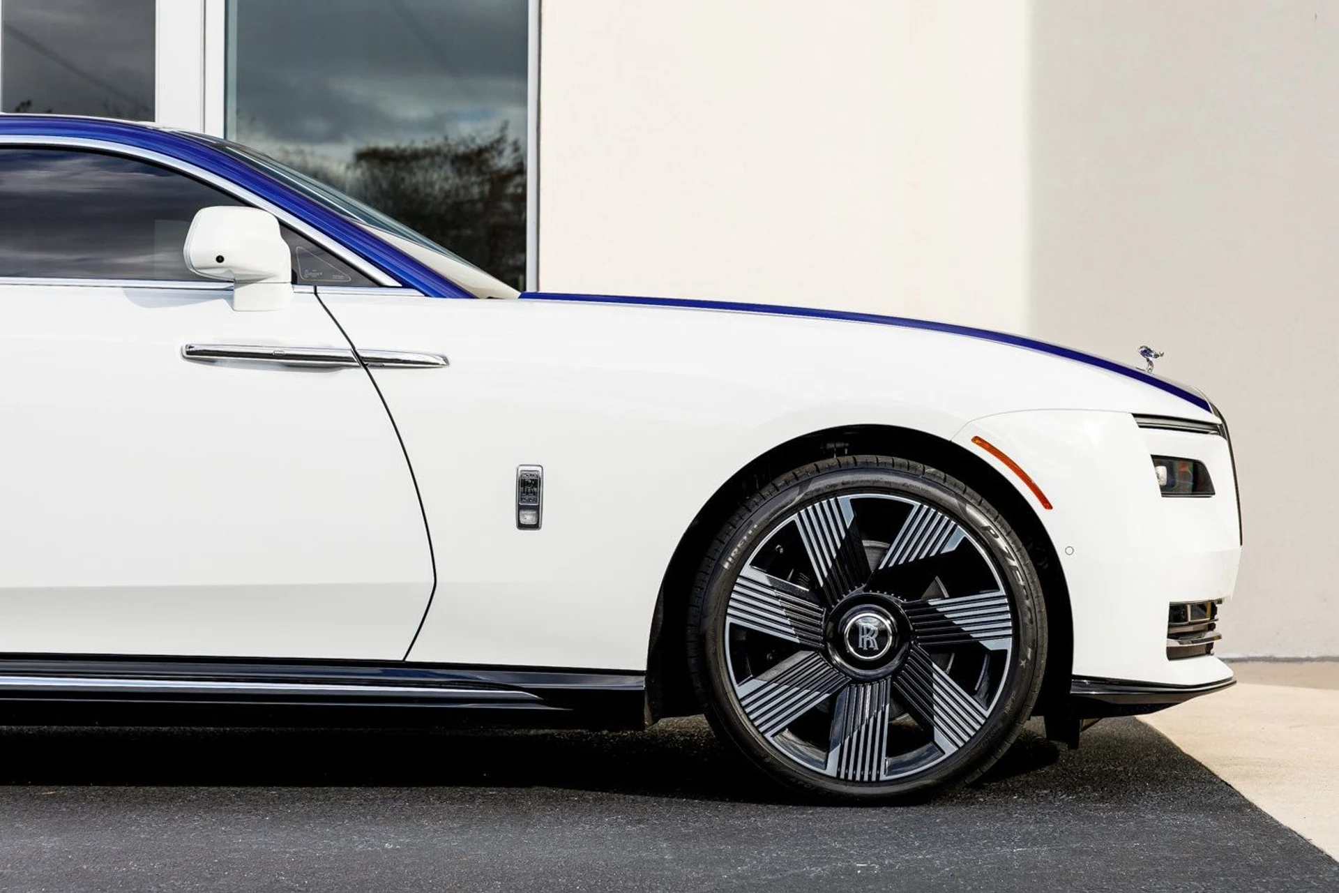 mph025_610579205_ac4f3a931a67fa1363242b7d77ee15b9x_8acc136186