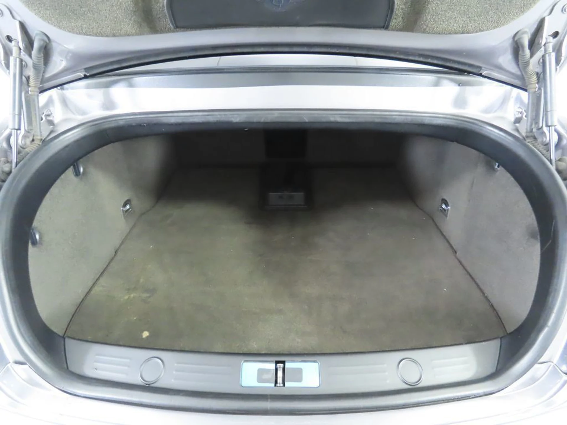 mph025_614475279_used_2005_bentley_continental_2drcoupegt_8119_22978544_26_1024_8ac47dfaa0