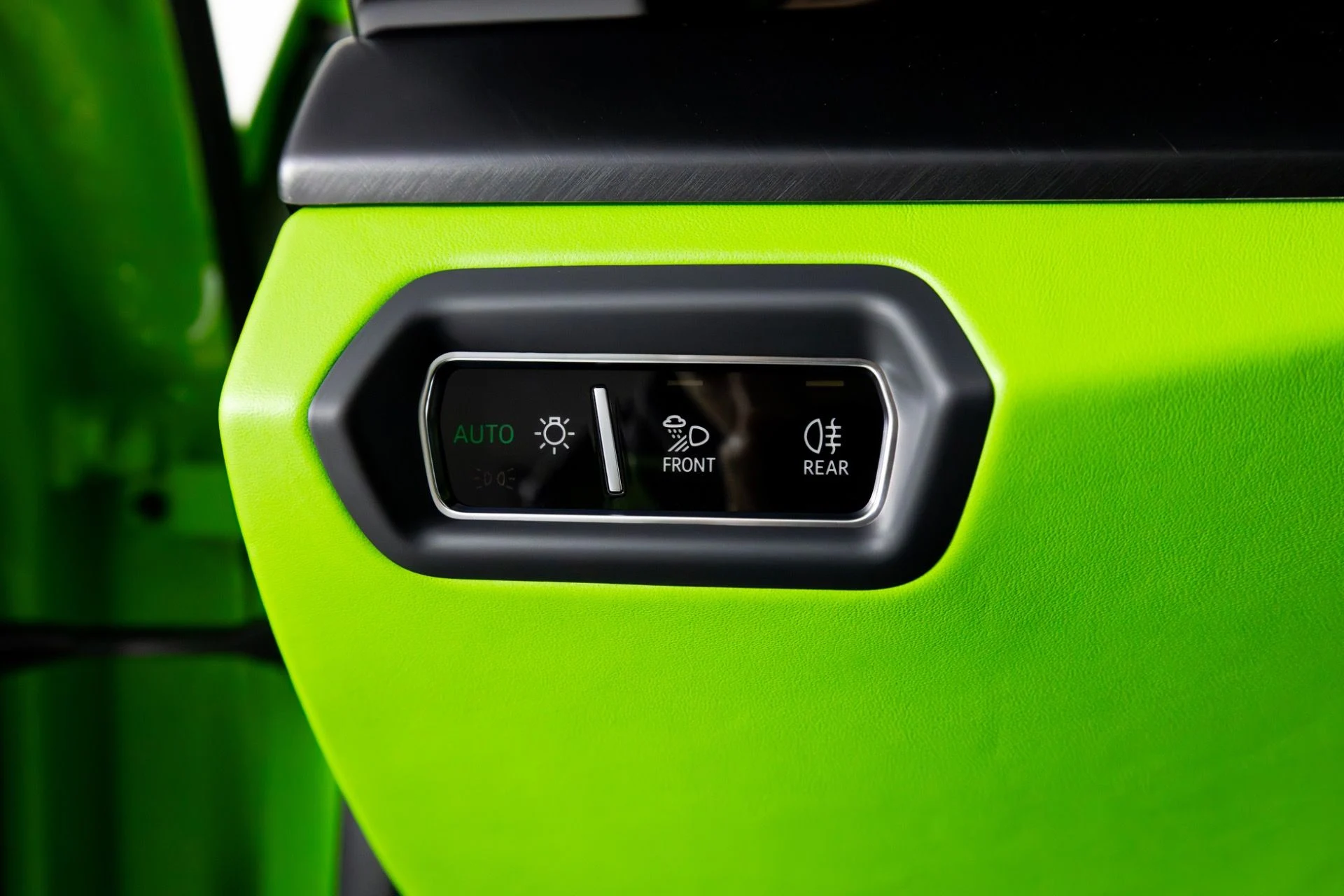 mph025_622040076_Used_2023_Lamborghini_Urus_S_1769555052_9298d9e62a