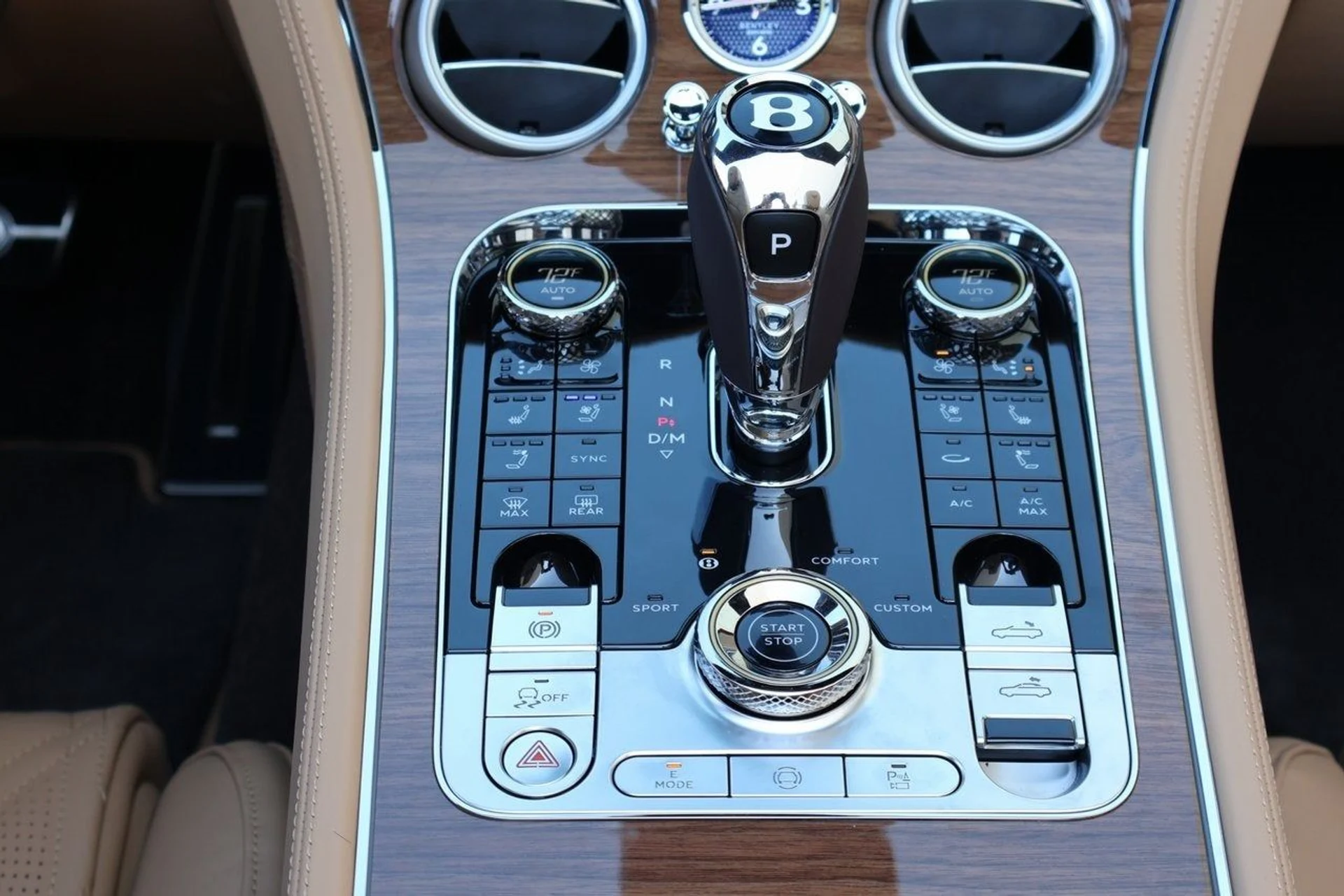 mph025_624567409_26_c81d5fe07e