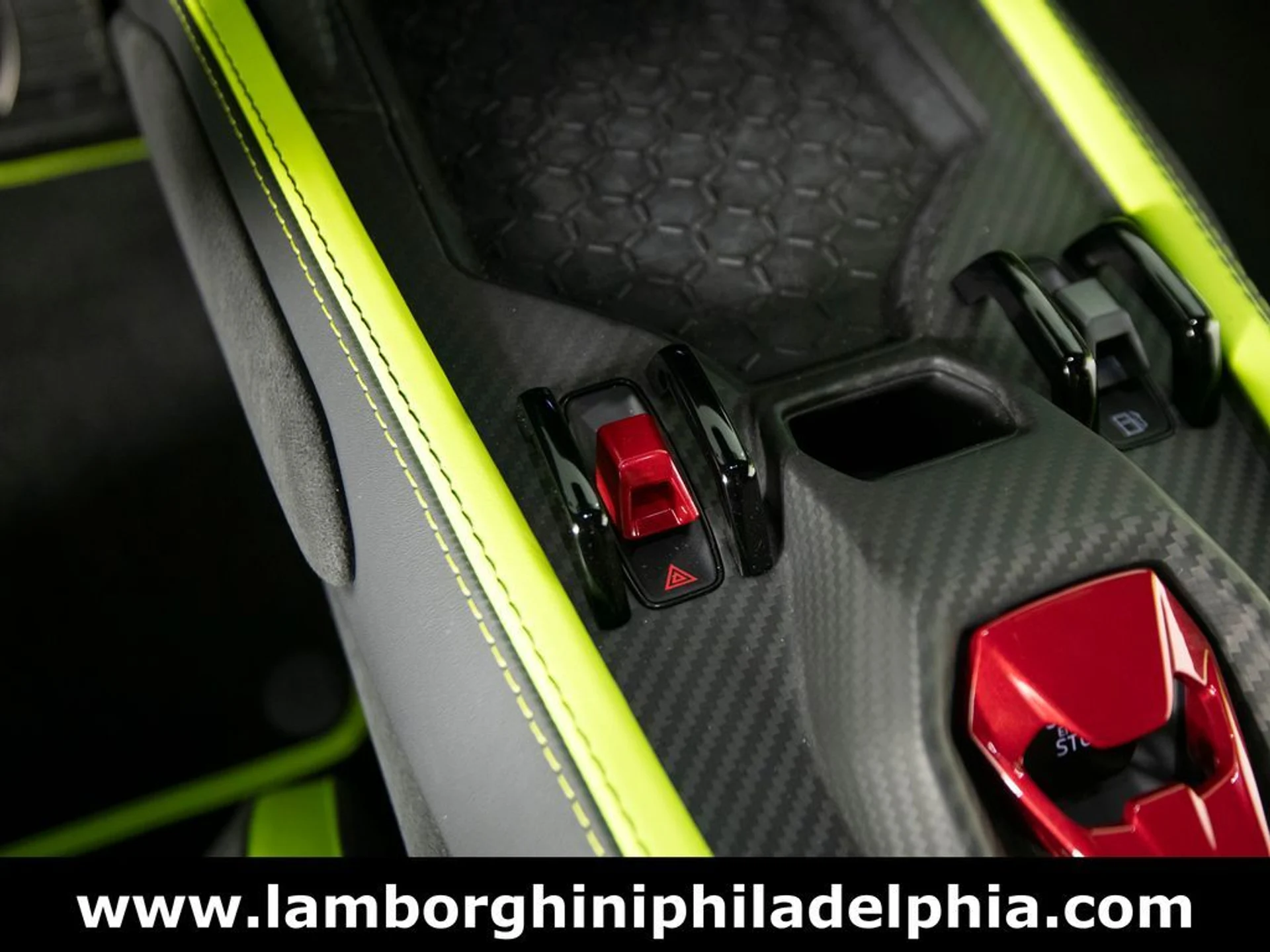 mph025_630530939_24749f337a03cf4aa2ac6b221aa201cbx_e455647cb5