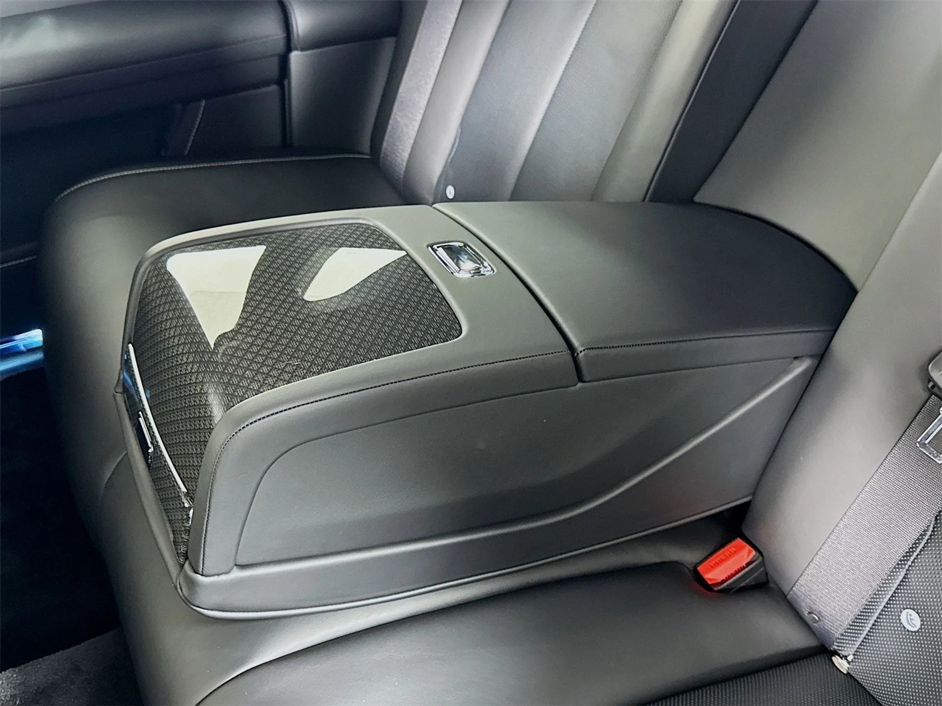 mph025_63487892_9928eddff7427eb851c95383d63c74c8x_dd09dc28c3