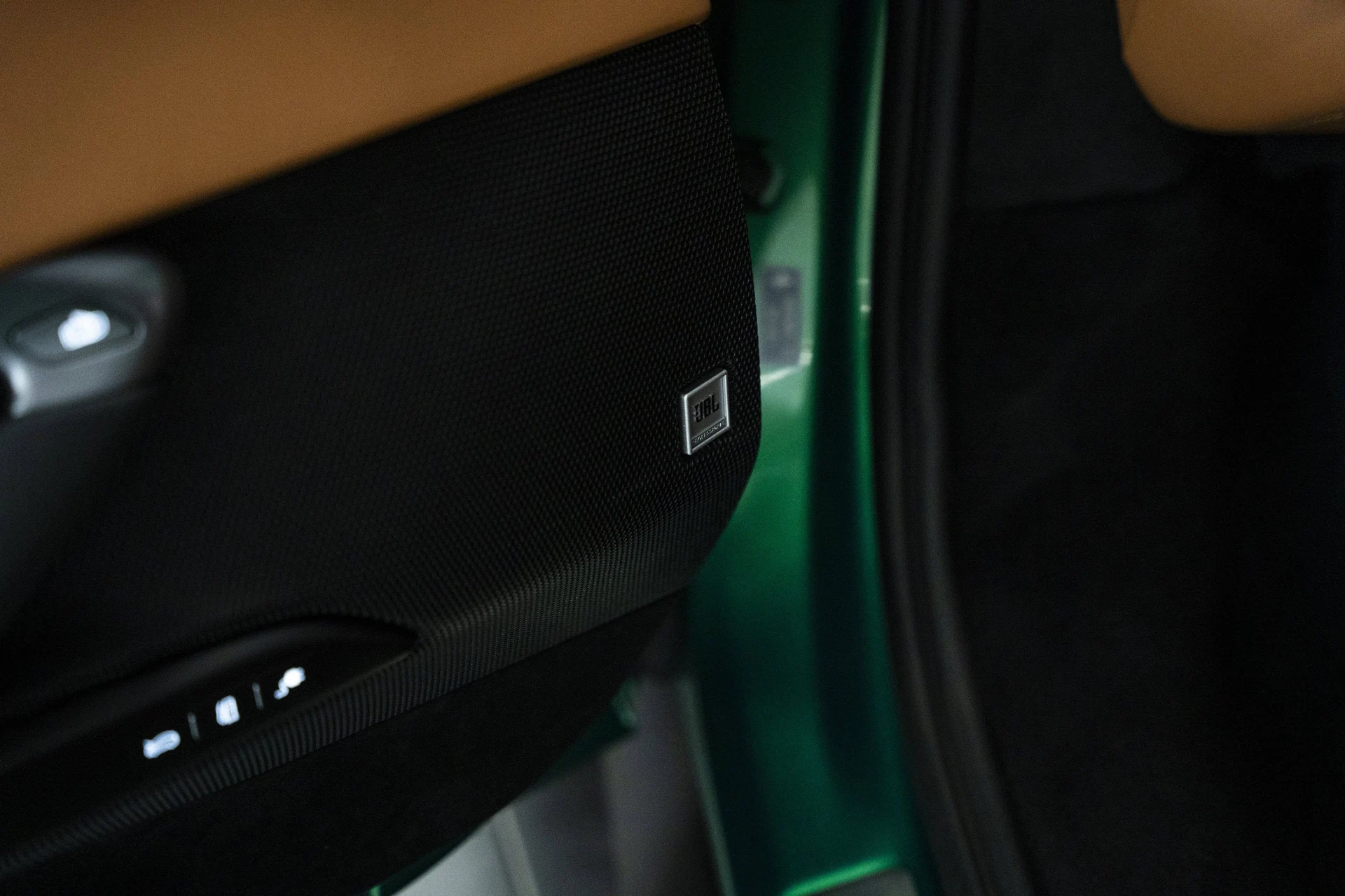 mph025_638590330_4203ec8d596649a99f9ccdca512c7eea_dad6e3ad01