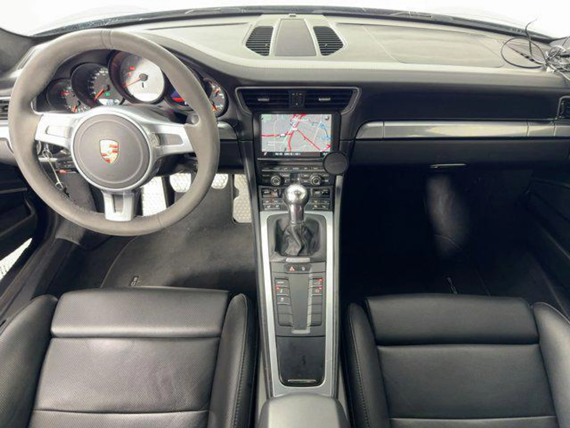 mph025_639463216_E5_P_Ub_DBD_Jcfm_Ilm_YC_Pz_ZURA_J40_6442fe9b1d