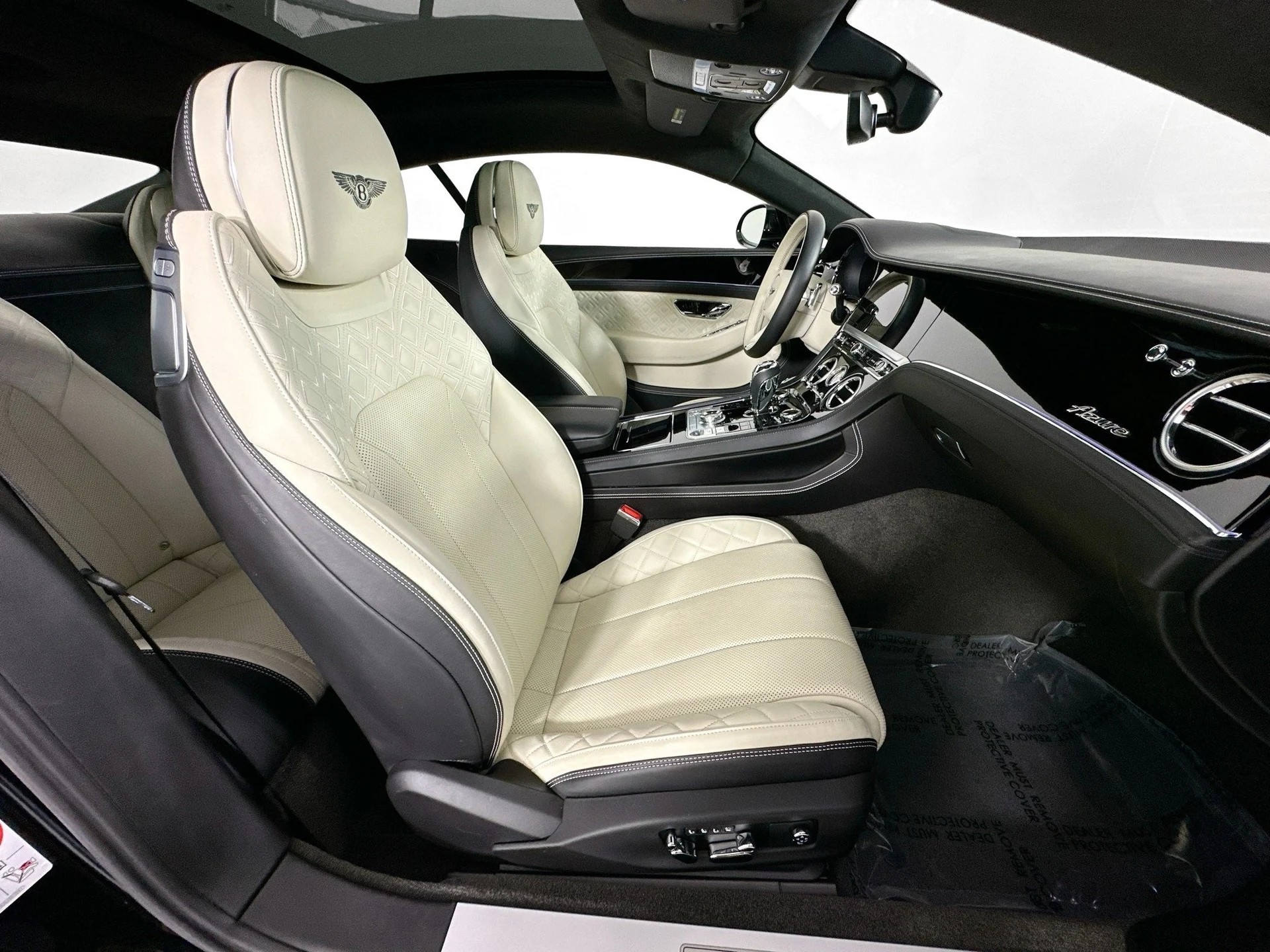 mph025_641388397_26_49f75cea52