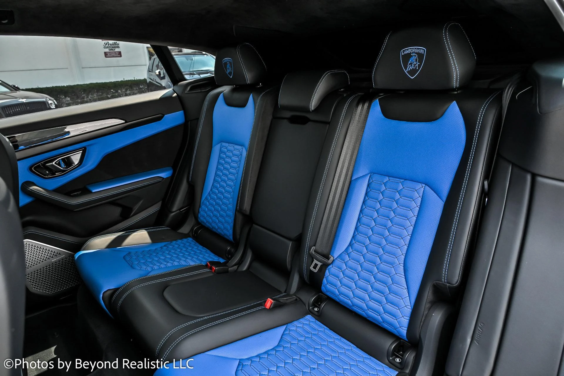mph025_642584636_Used_2022_Lamborghini_Urus_1754726505_a8deb118ad