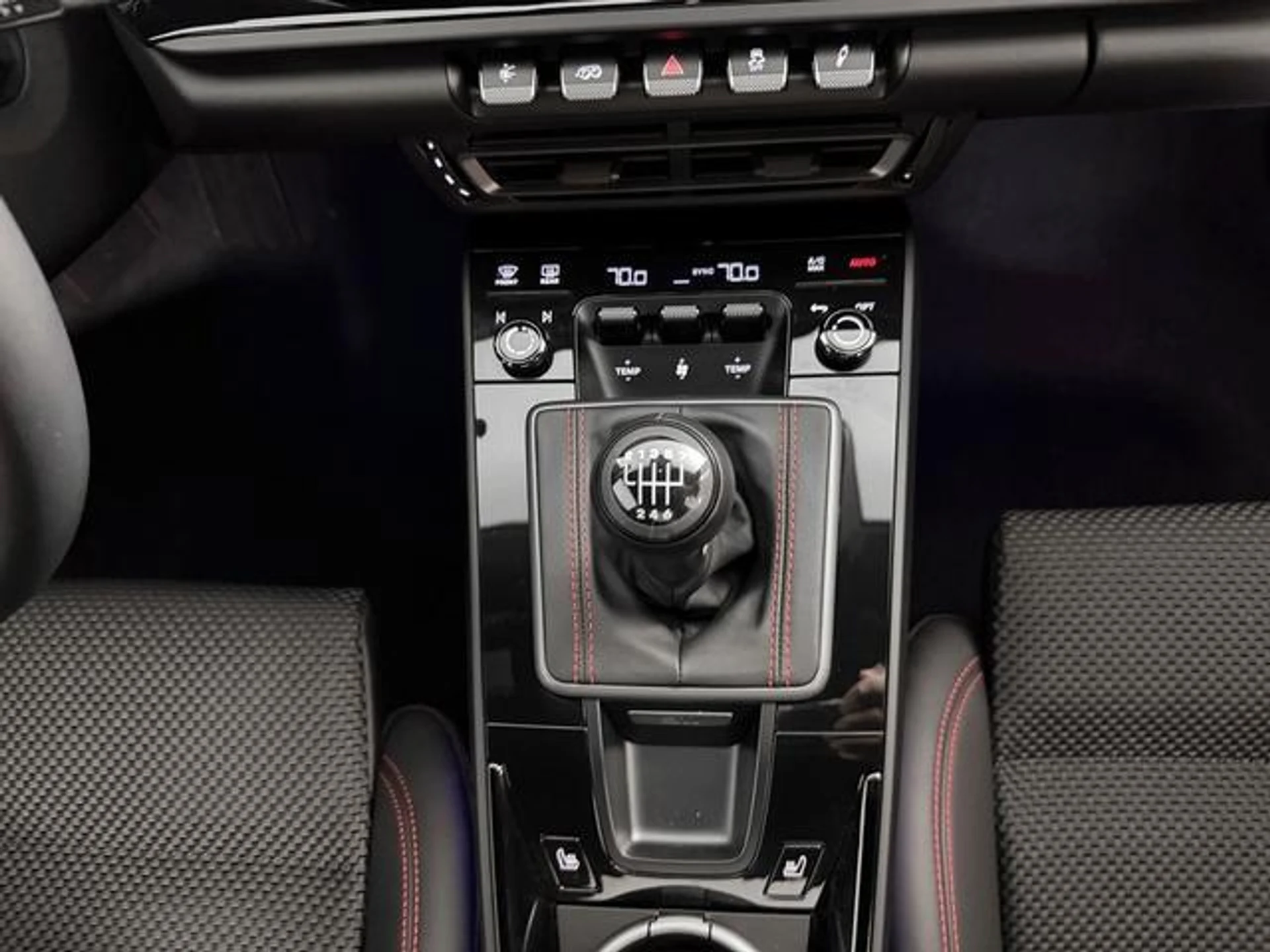 mph025_646731239_Irj_Gqbg_Mr_Ed_TS_Vta_Ps_Qmvri_GDLU_2d915fa98d