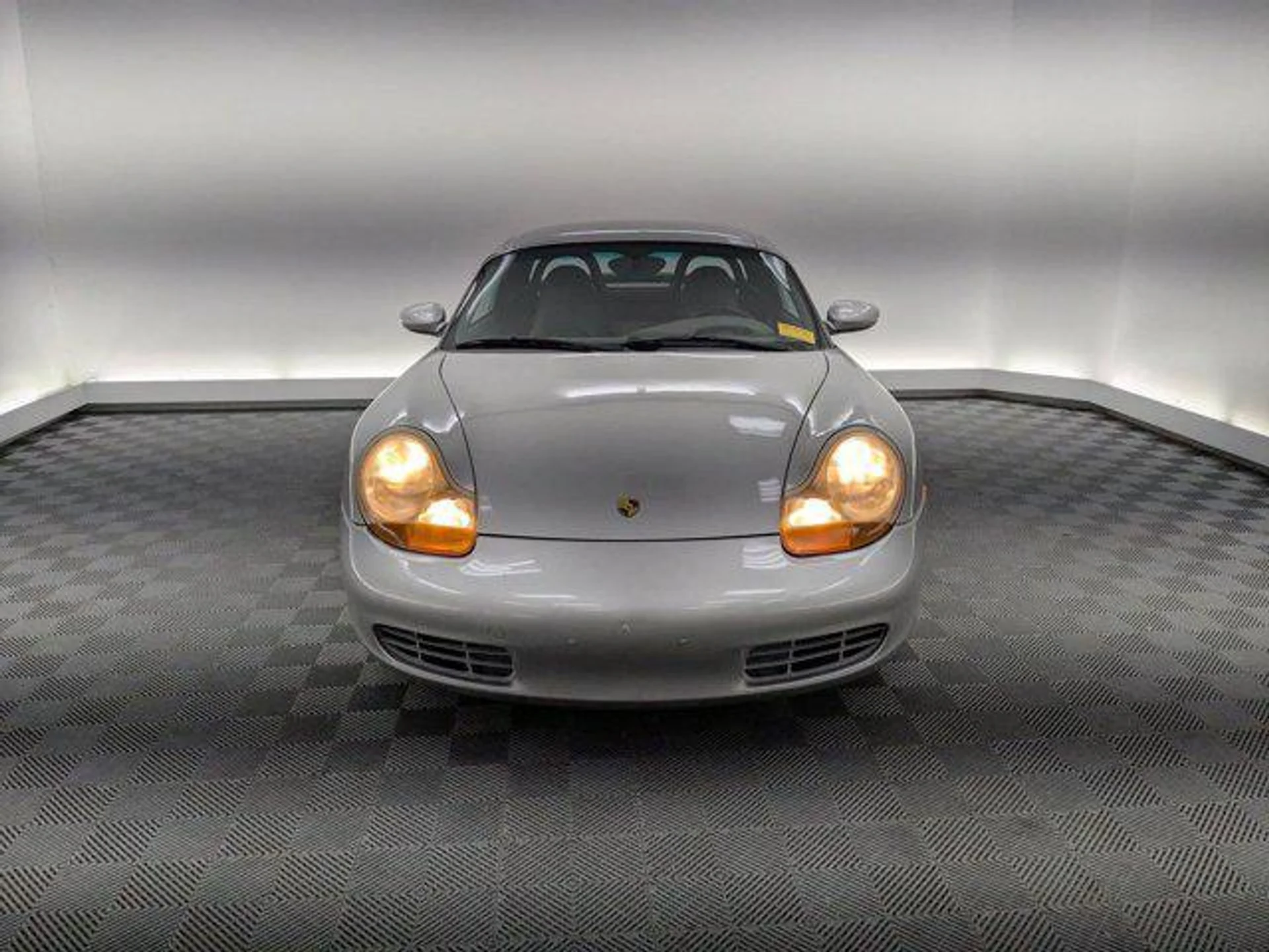 mph025_648001971_yhmz_S_Xtl8_Hlvn2t_Al_H_cx_M_Zv_X_Ac_8810b04157