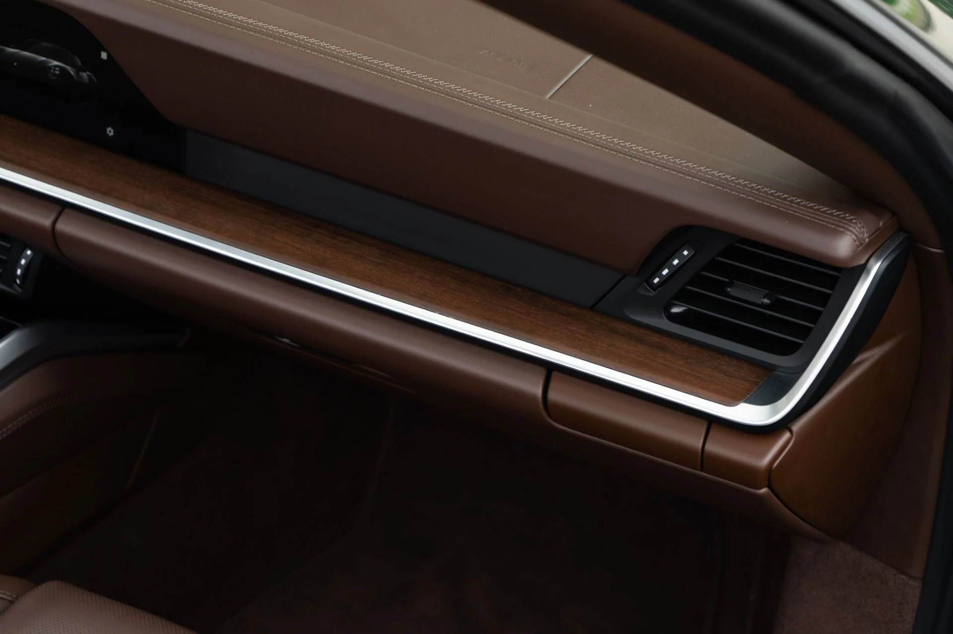 mph025_649766575_Used_2026_Porsche_911_Carrera_S_1778259598_258ef8cde1