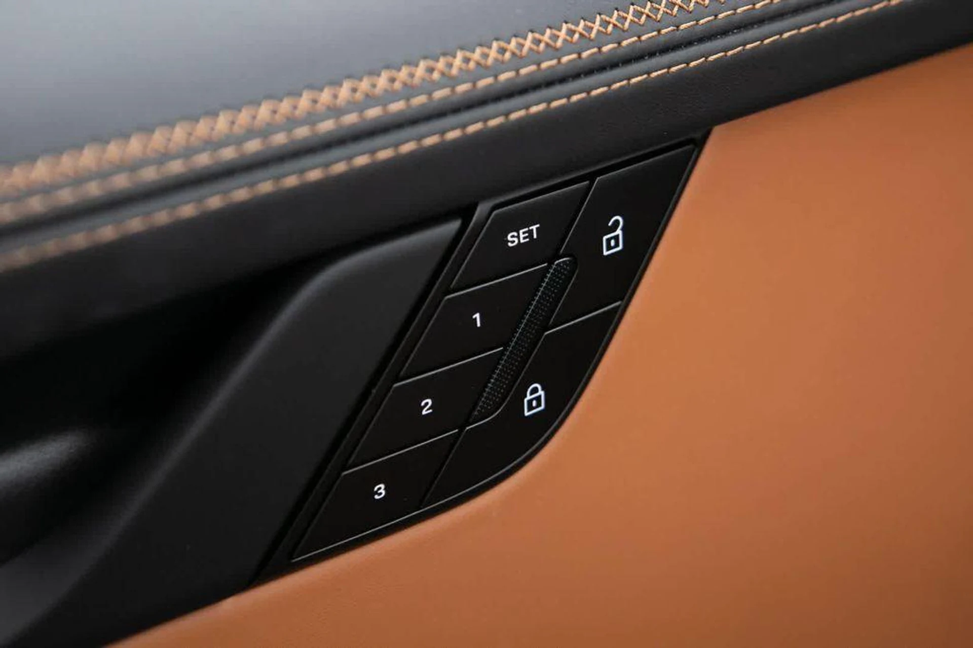 mph025_651577964_SUH_Xtzt_B7_Zu_Adm_T11_G1_Ow9iz_ZNM_8e03f8f63b