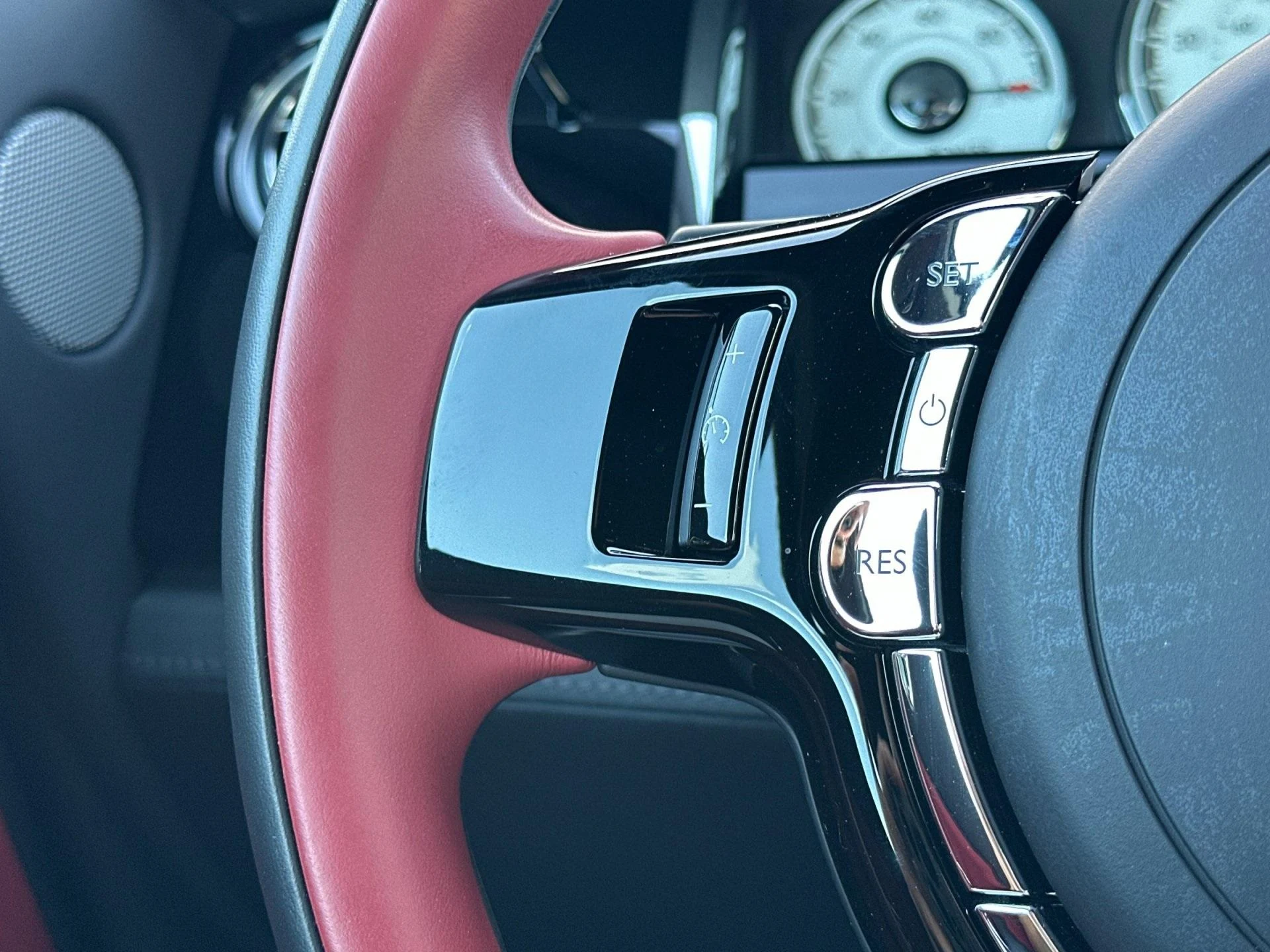 mph025_654928514_Used_2019_Rolls_Royce_Wraith_1747423850_2bbc643819