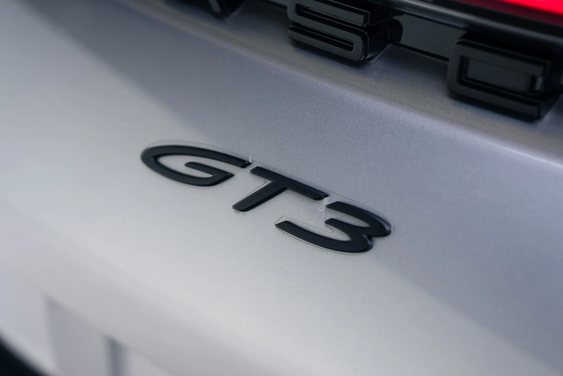 mph025_65873168_Used_2022_Porsche_911_GT_3_1766184698_6240086d3a