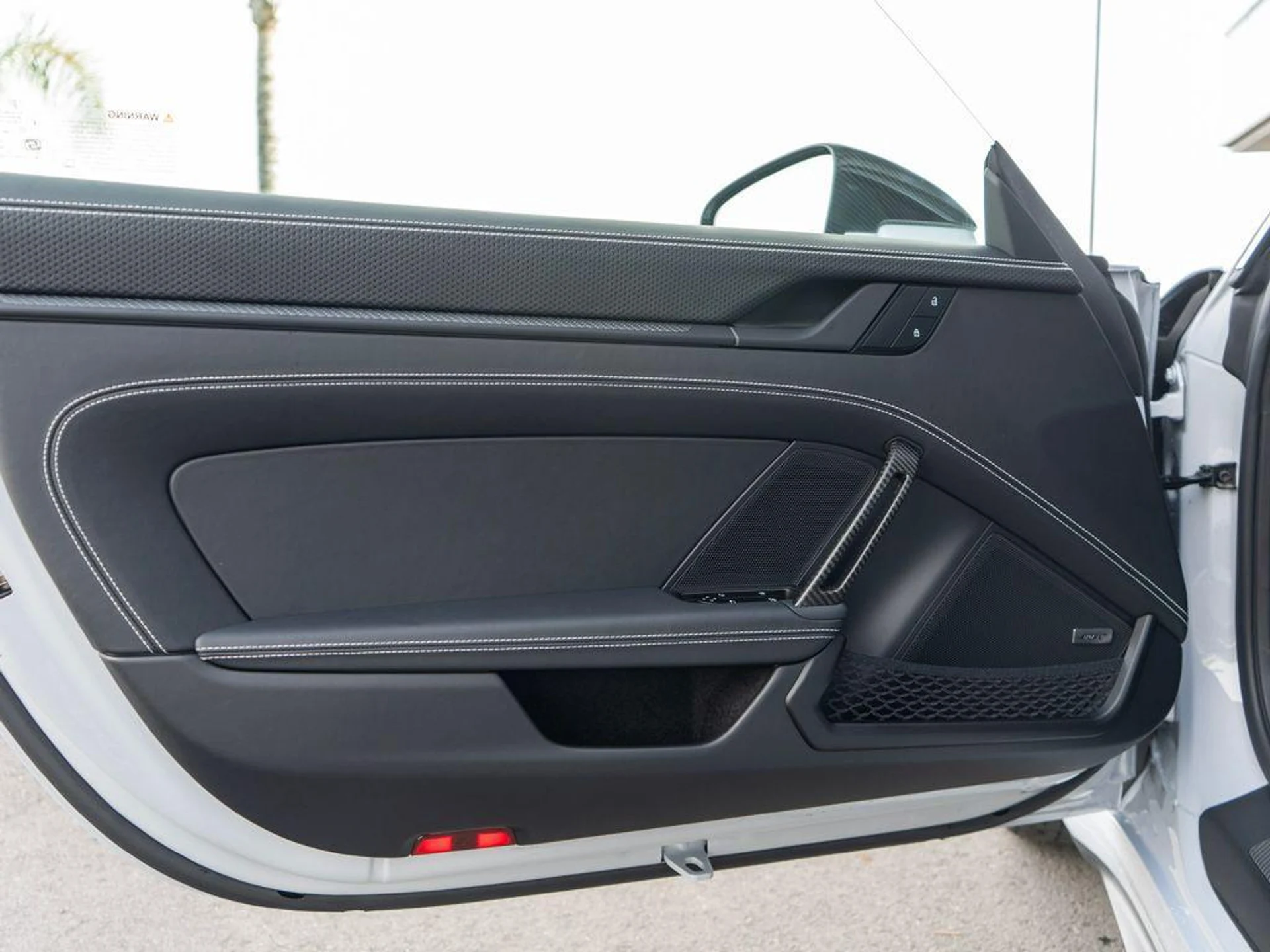 mph025_662308909_h_Chry_XJ_7_L08n8x_Odsf_Uh_Bps_C_Jso_f9e50b7bdf