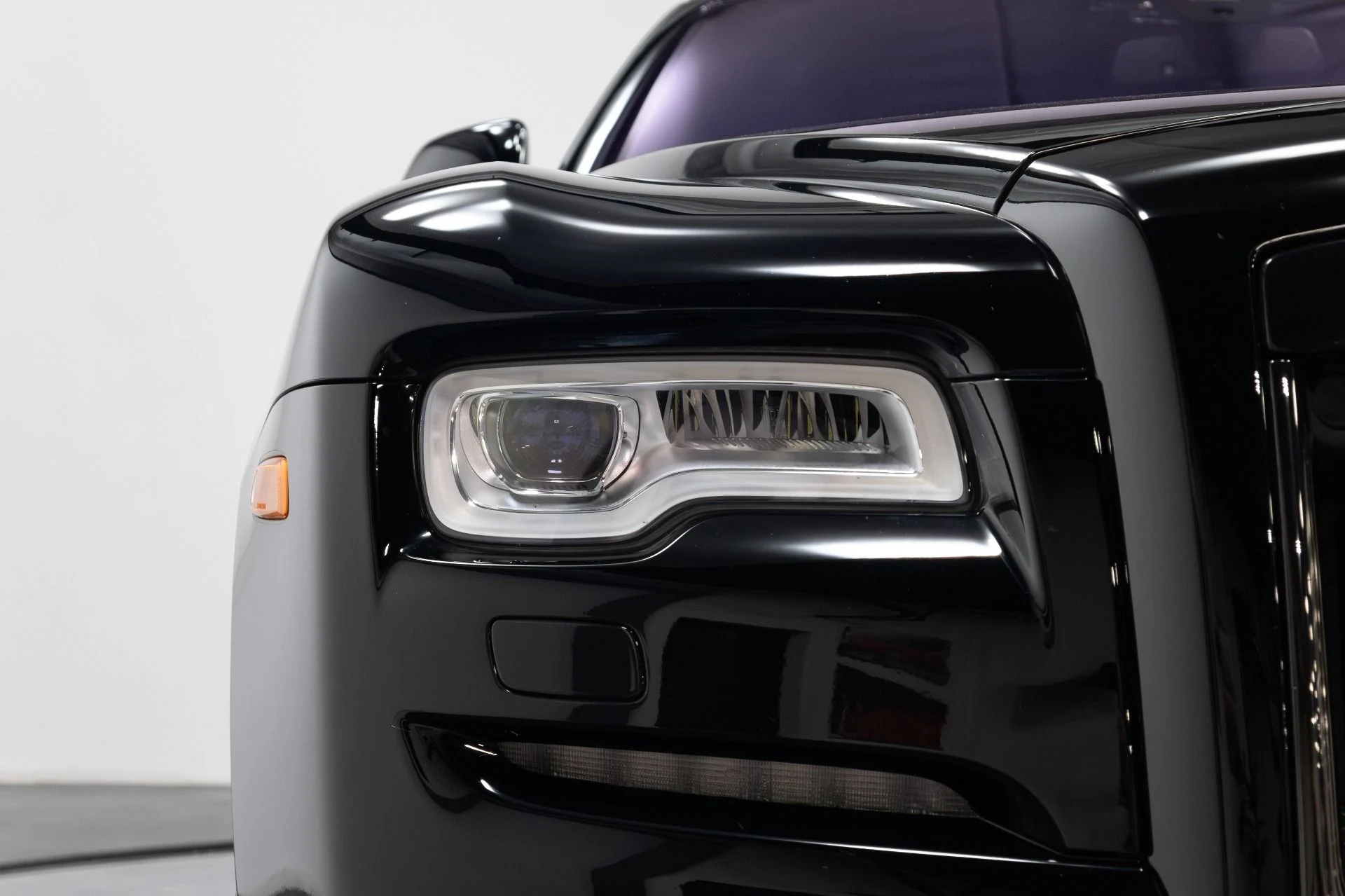 mph025_667038939_Used_2017_Rolls_Royce_Ghost_Black_Badge_1764012368_2f6ed1c239