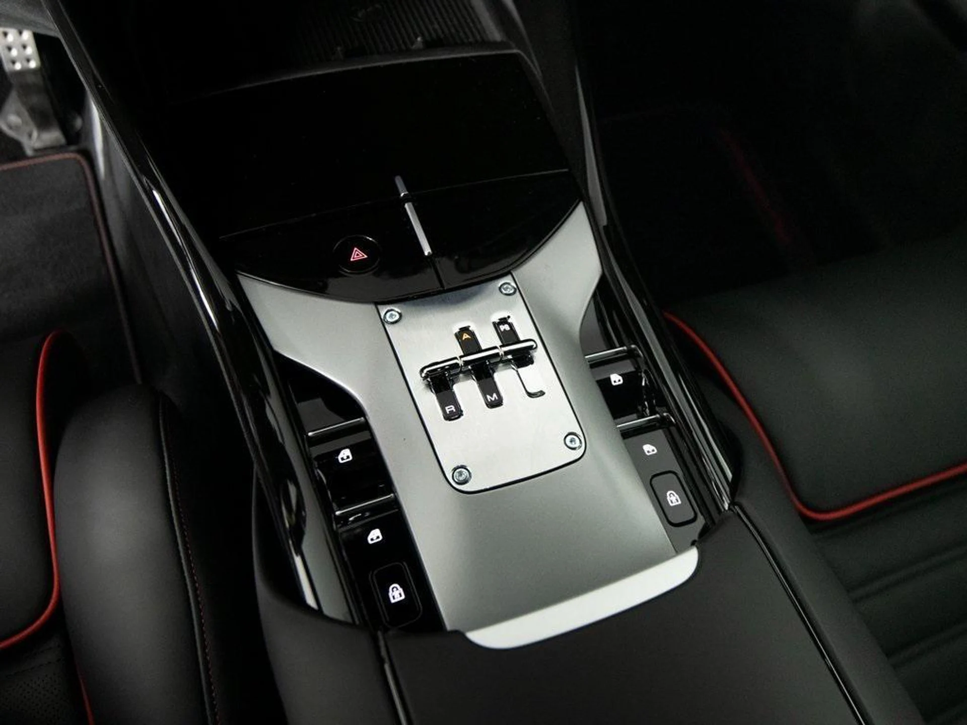 mph025_673060928_xg_B8e_AIB_Hsqem_AK_4_Md_F_Wm_k_Lfic_0783e208f5