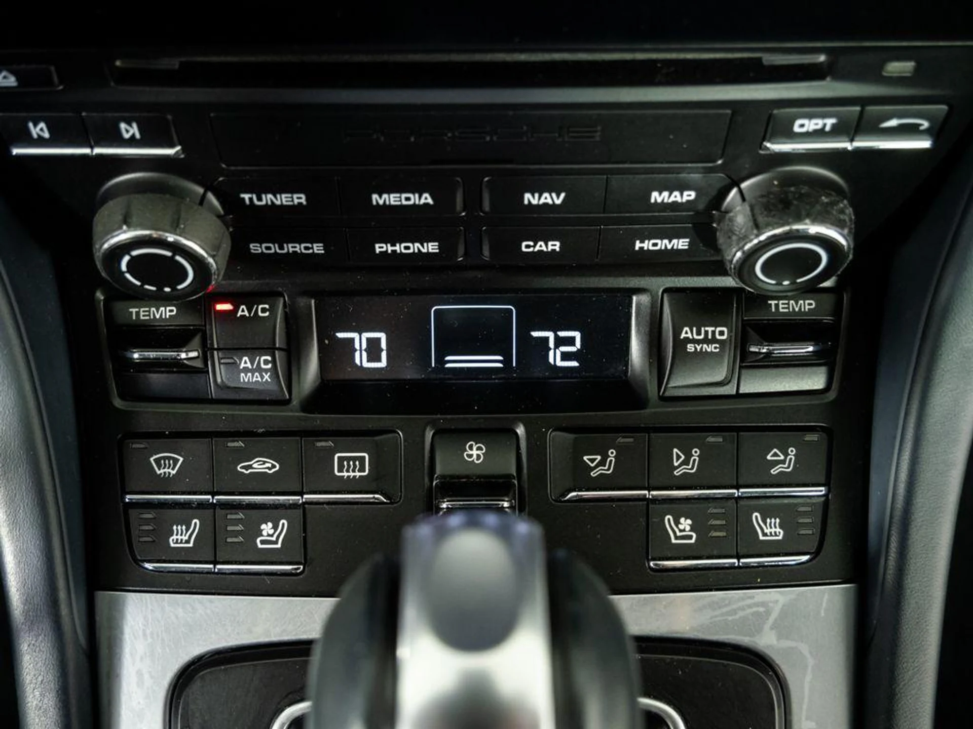 mph025_674277079_L0qh0p_WR_Lvk1r_T_Qgt_La_R10_Aw_Pj_Y_46ee6beb36