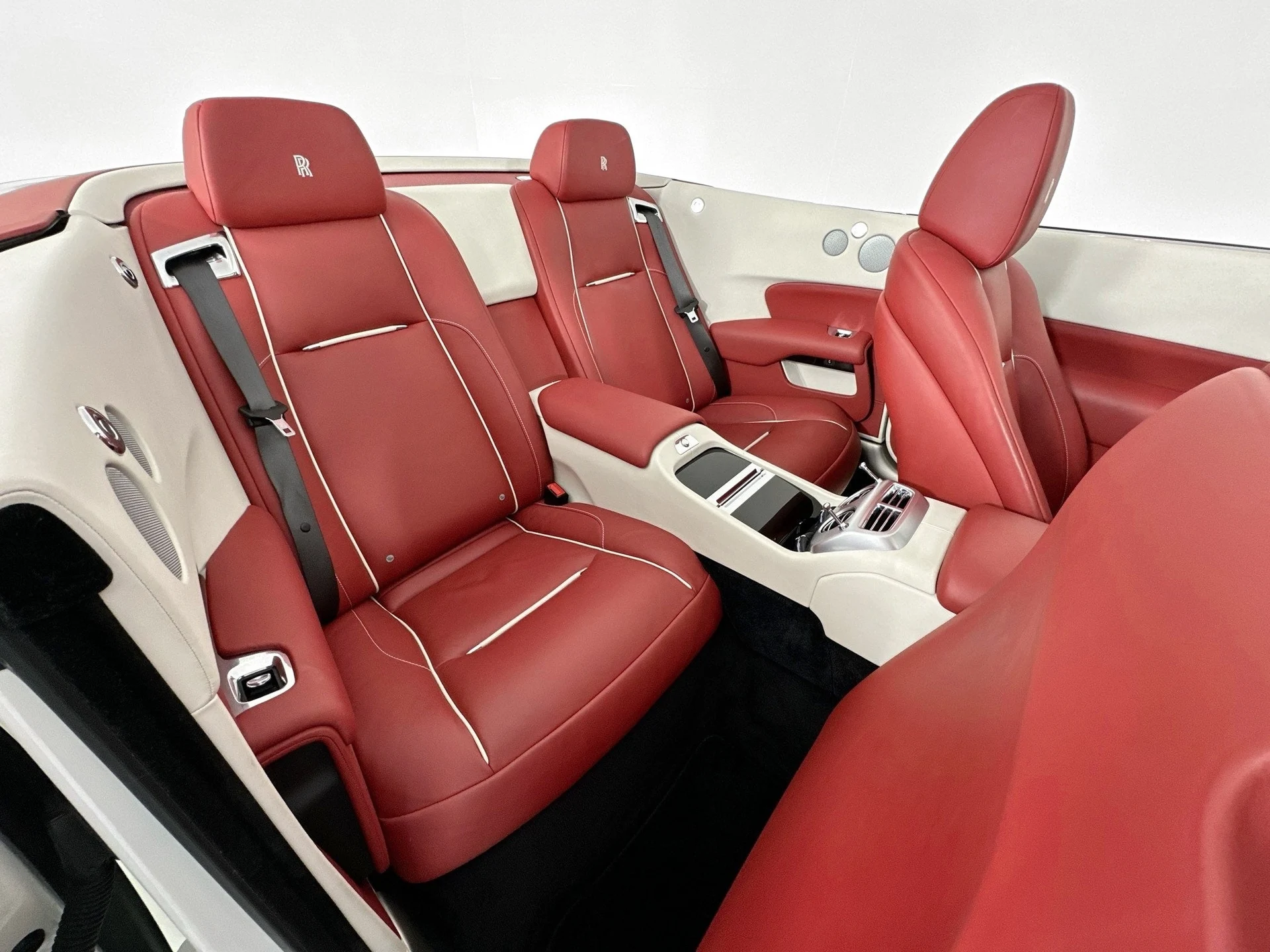 mph025_674781852_26_6021116f13