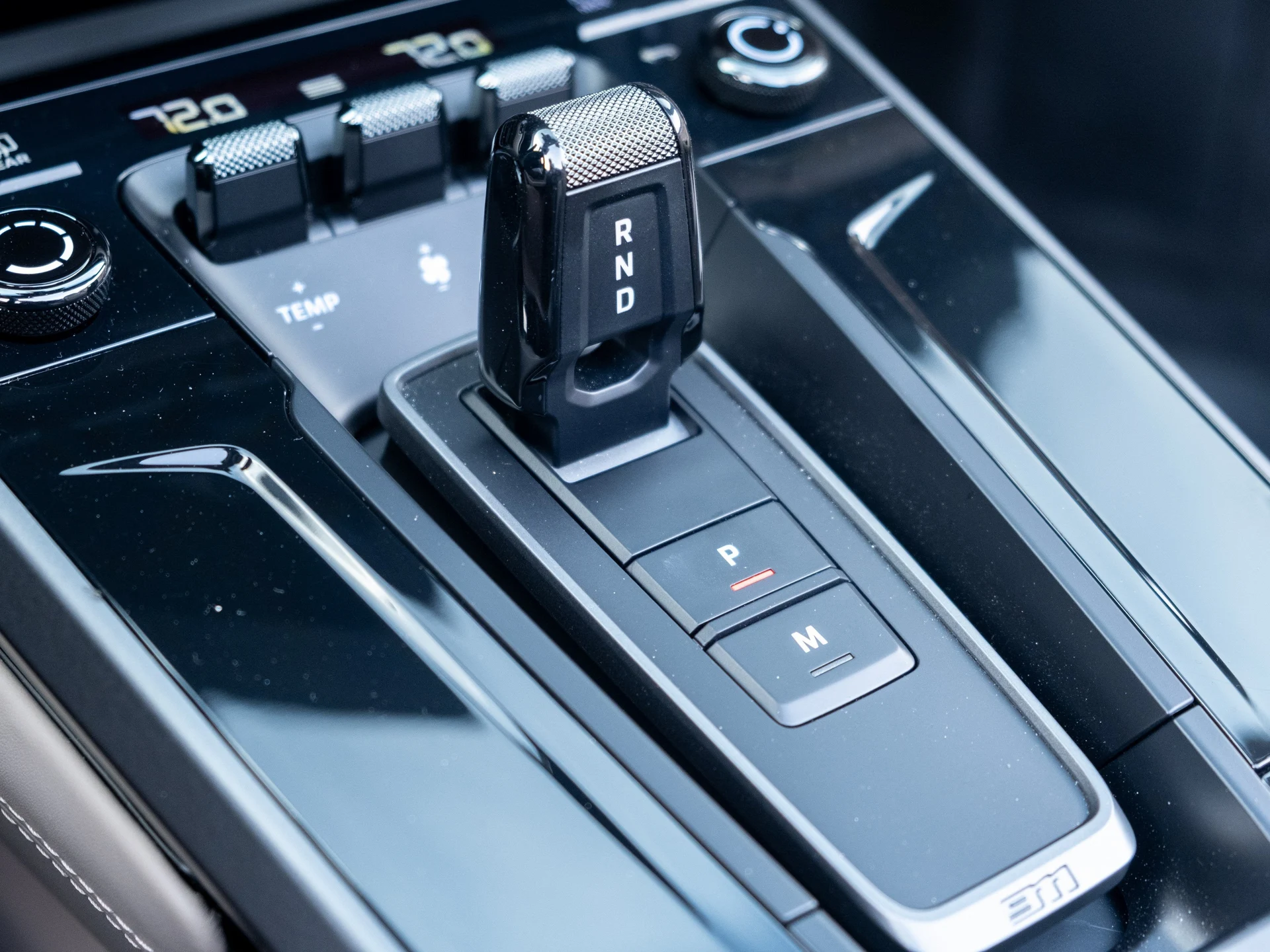 mph025_675573070_26_e838df0fd3