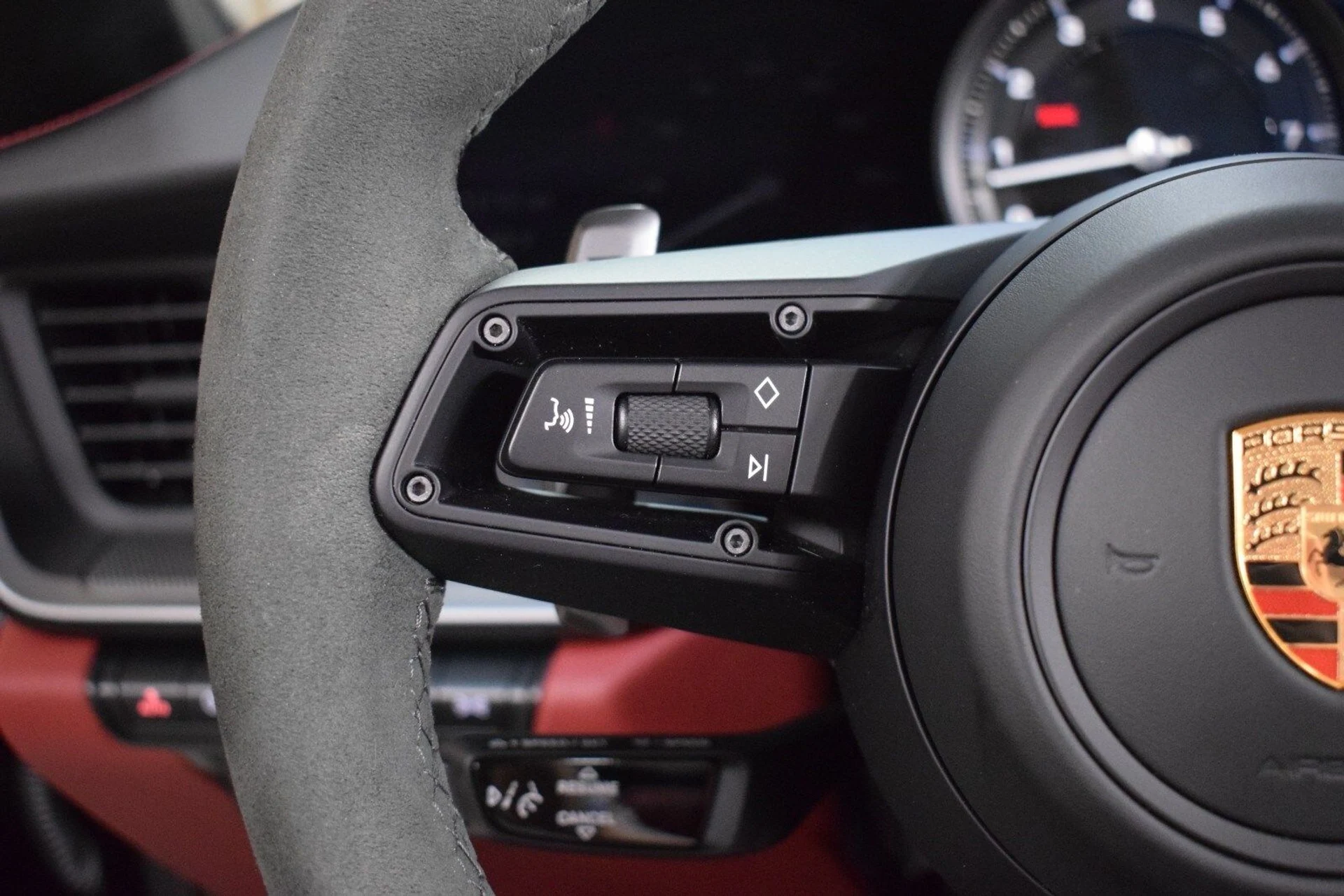 mph025_681918721_43674d9bc6a9600f07929739e47e36b0x_fd28057966