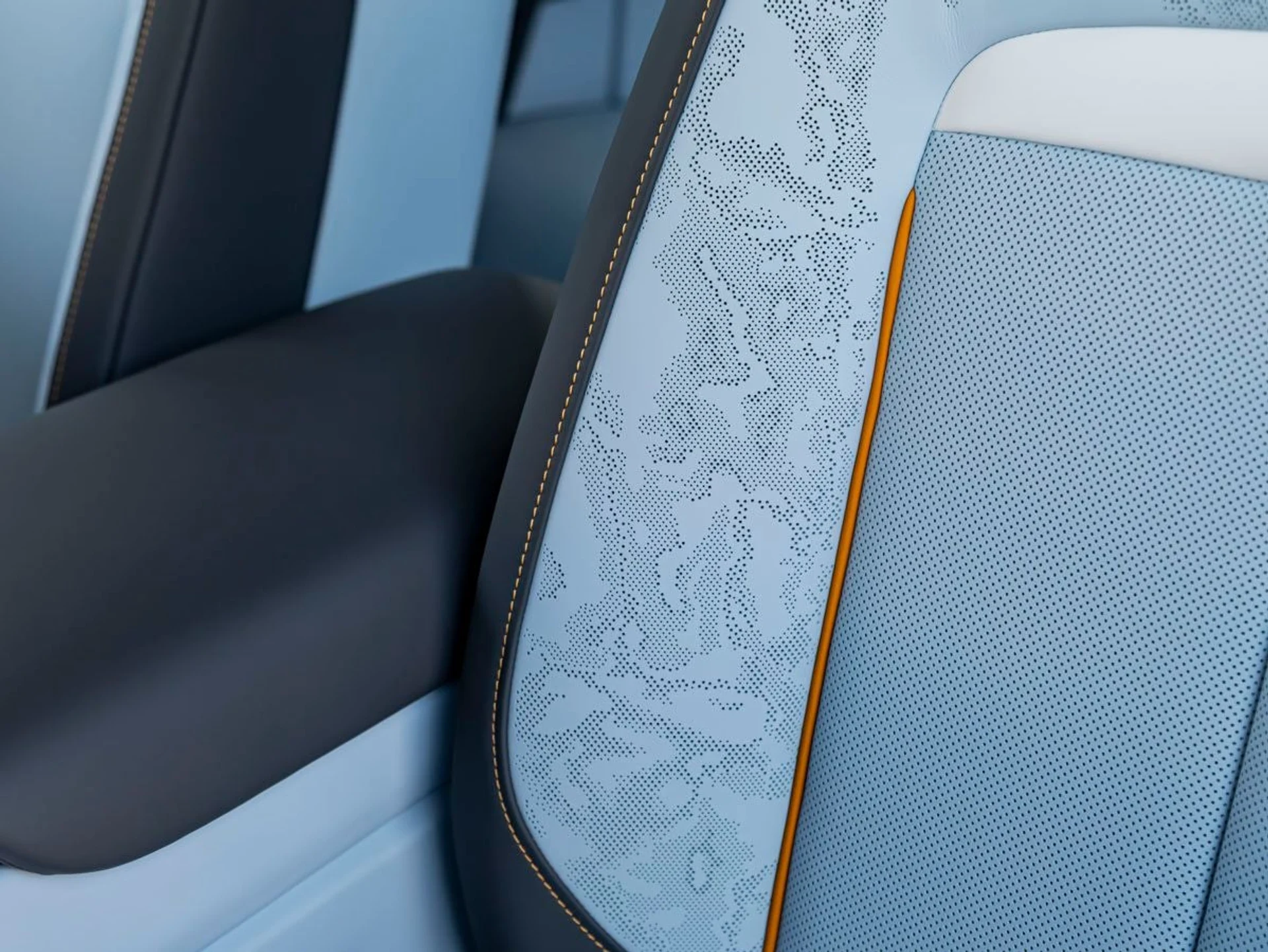 mph025_691550929_26_36b28c06f3