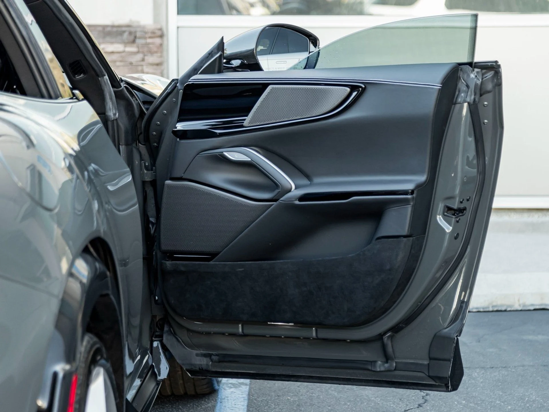 mph025_693070612_26_07380167c7