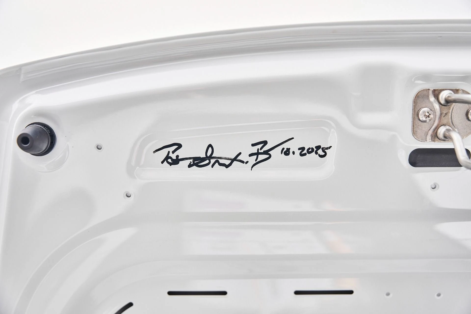 mph025_694990008_Used_2024_Porsche_911_Turbo_S_1776446275_4c67af1ad1