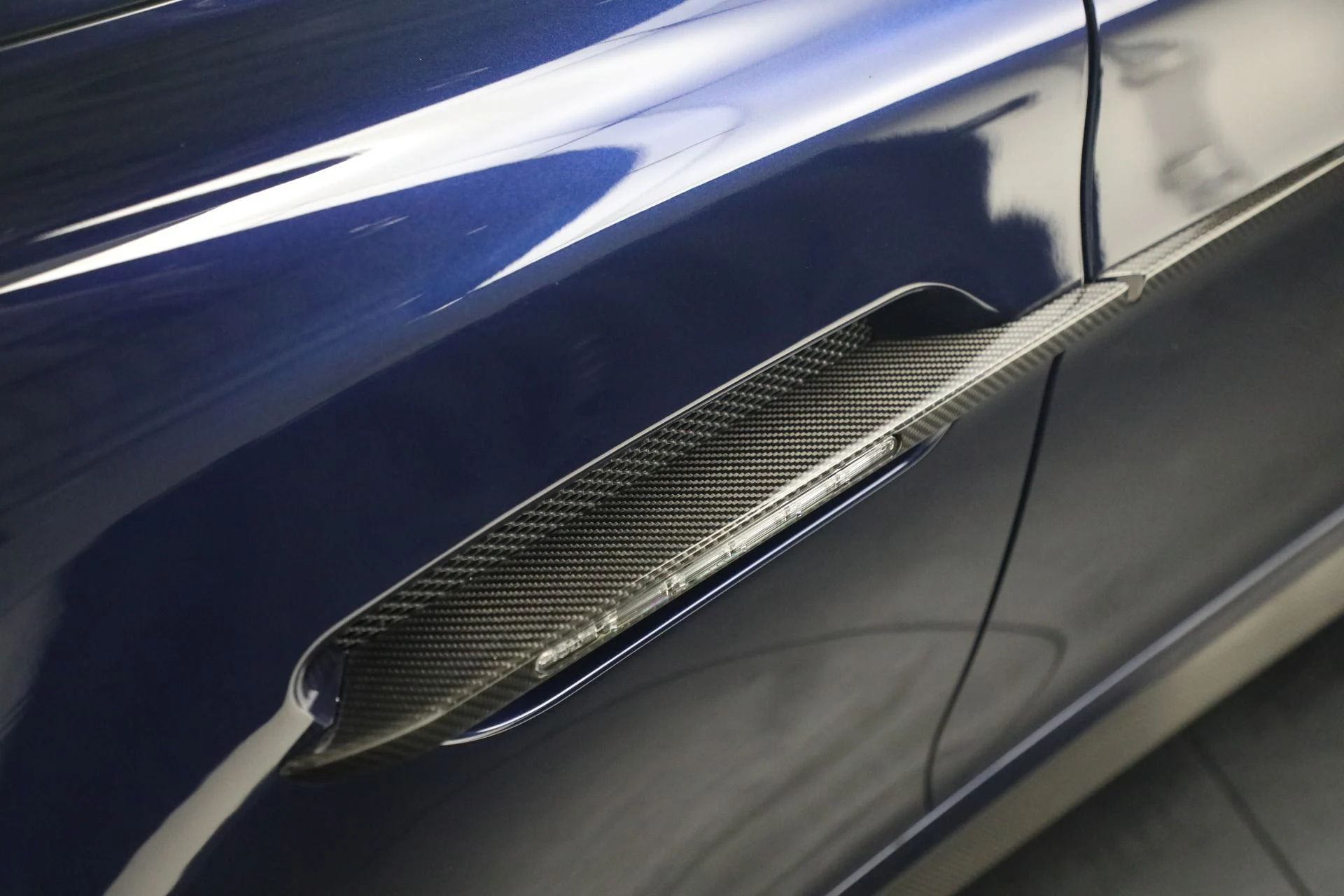 mph025_69623734_Used_2019_Aston_Martin_Rapide_AMR_1792868062_aba68dc73f
