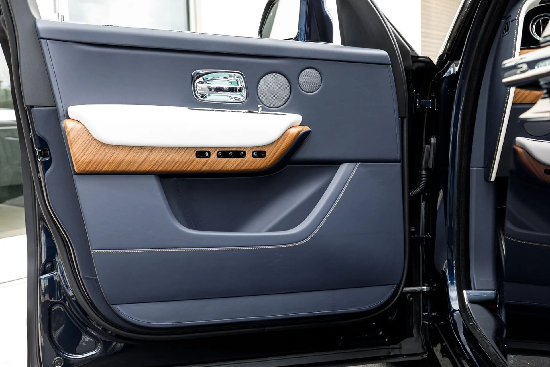 mph025_712638030_683dbe32c6f0b9adbded1deec1f1bdb4x_d4b3658324