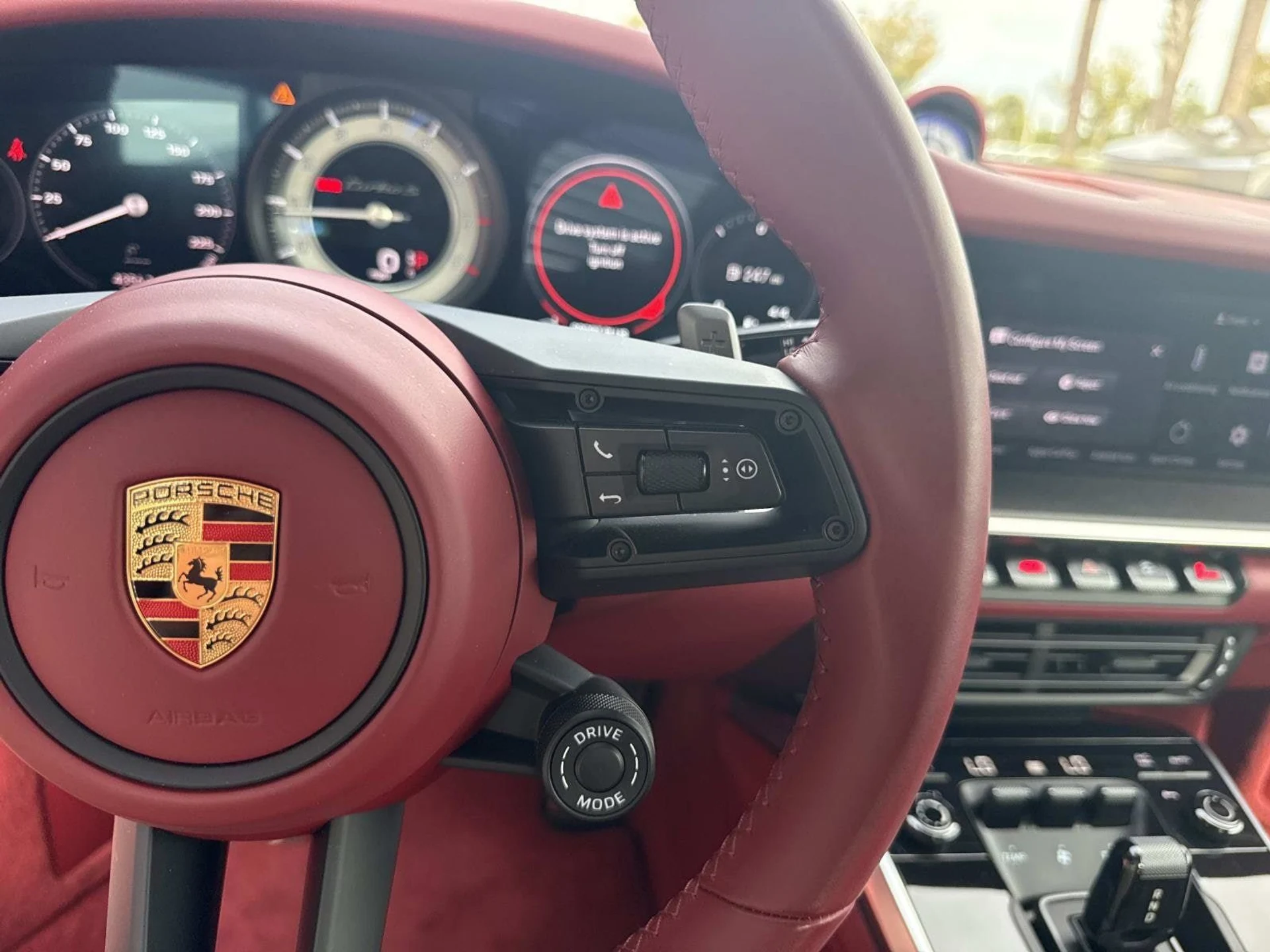 mph025_71349812_5e842f736f5ebc16b3ba3c6f9f6a04c8x_8e7fba7435