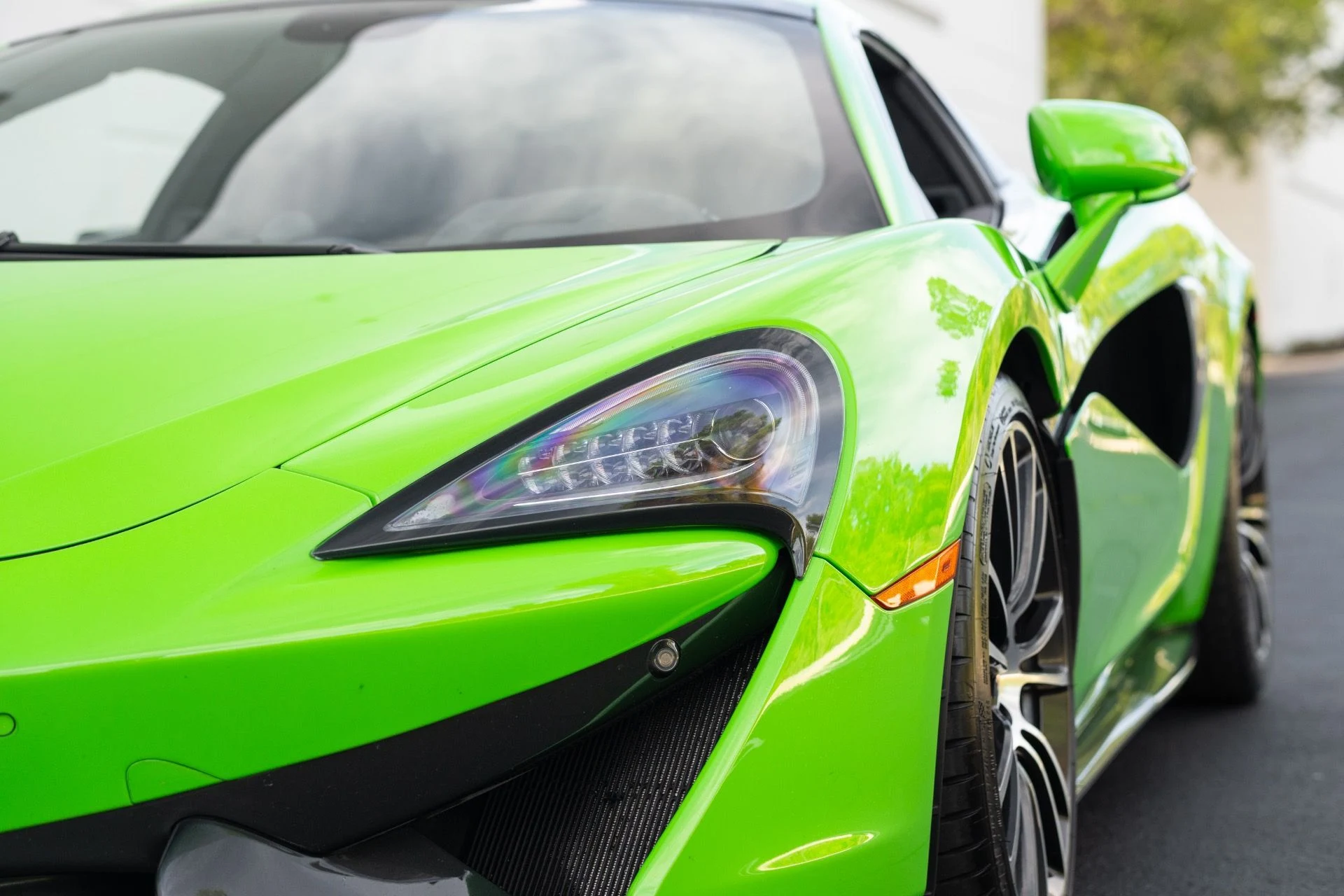 mph025_716719260_Used_2018_Mc_Laren_570_S_Spider_1773949539_c3b9be27ce