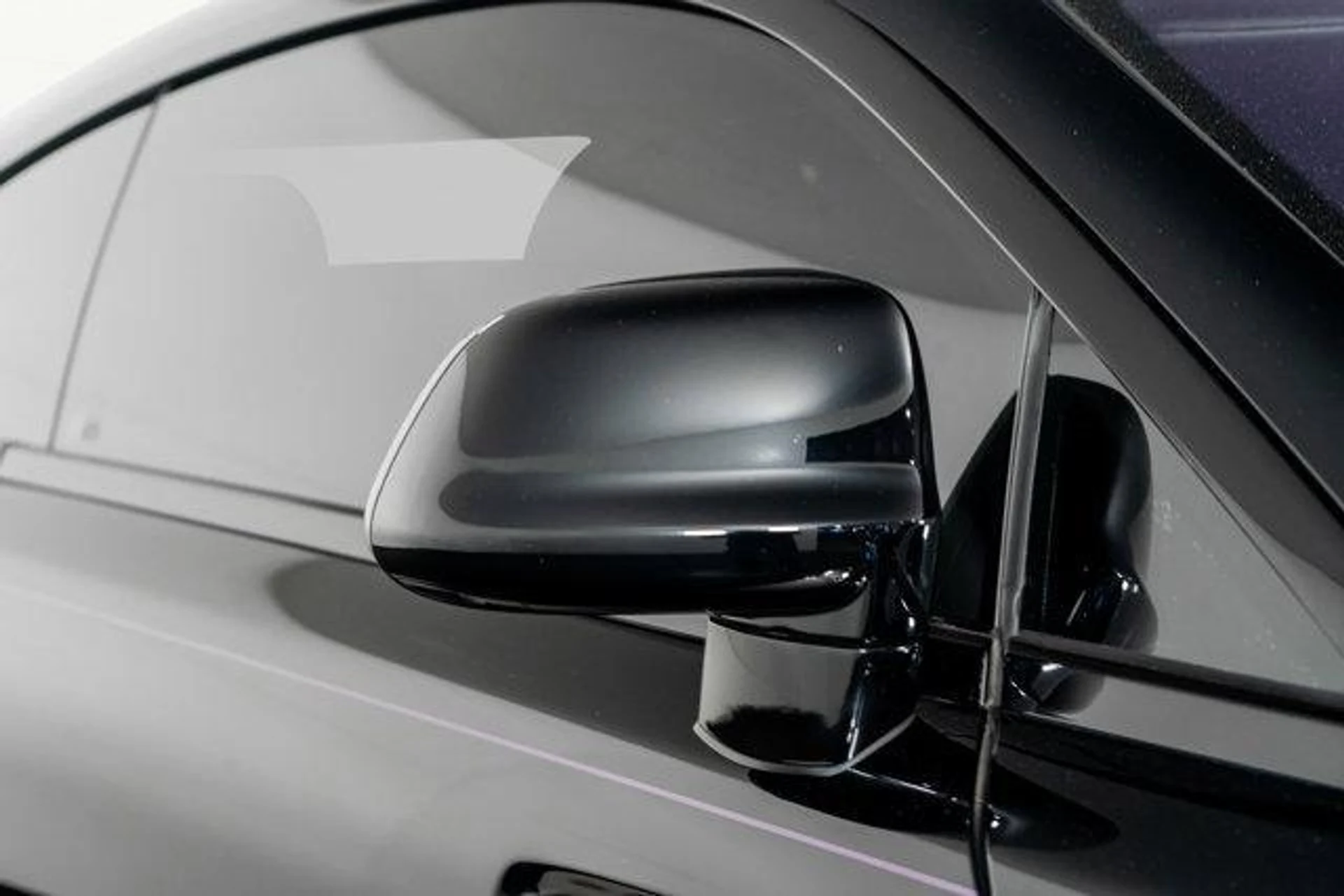 mph025_716894969_3_MDY_Aj_ZO_6xm_Sgv_Y_Ebn65ic1h8kg_e0cb3805fa