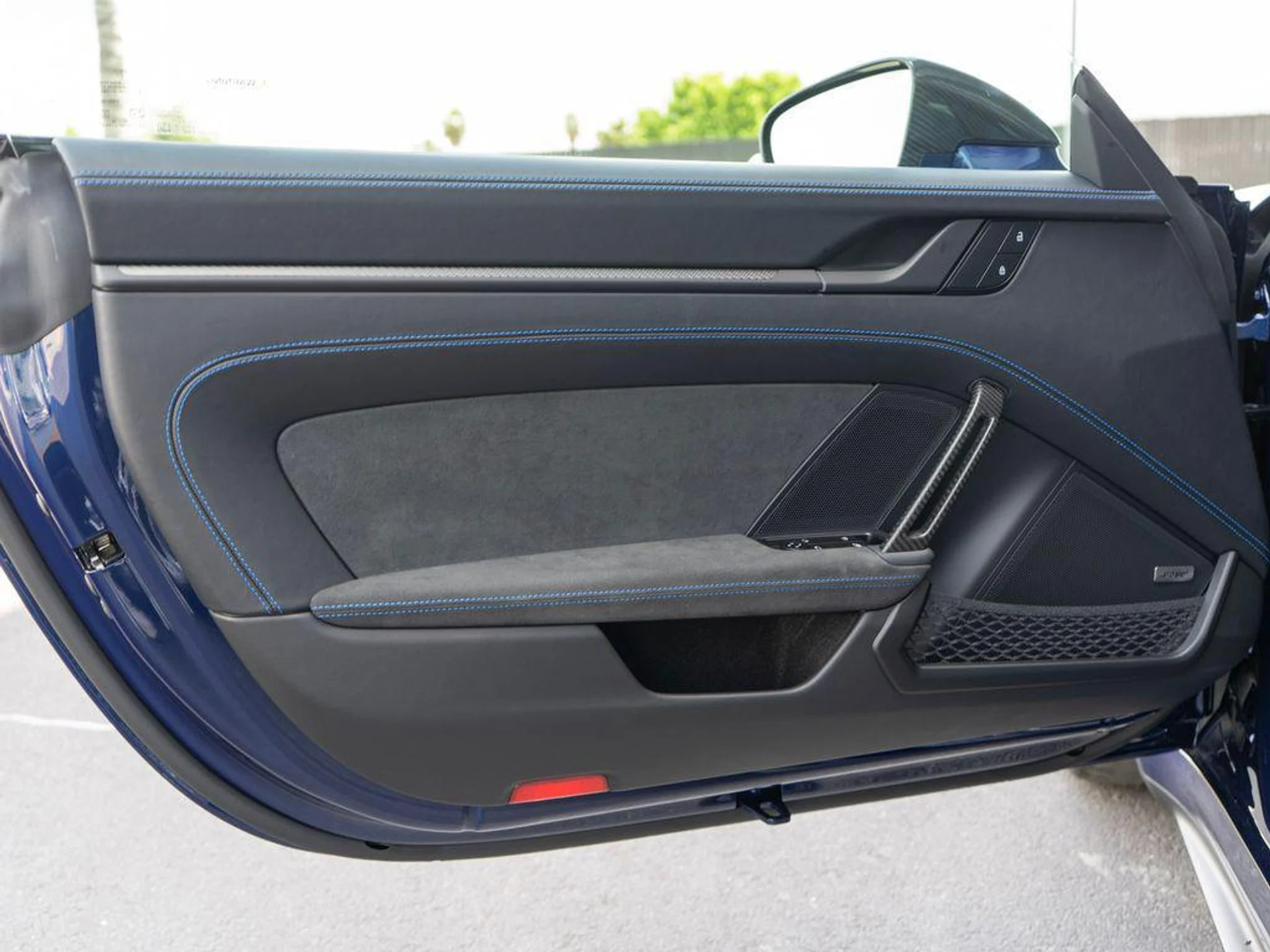 mph025_721221497_s_S_Upyy_Cx_J_1x_B_Ob0_Rr_Iy_T_Lv_QS_4_9d9a951eb1