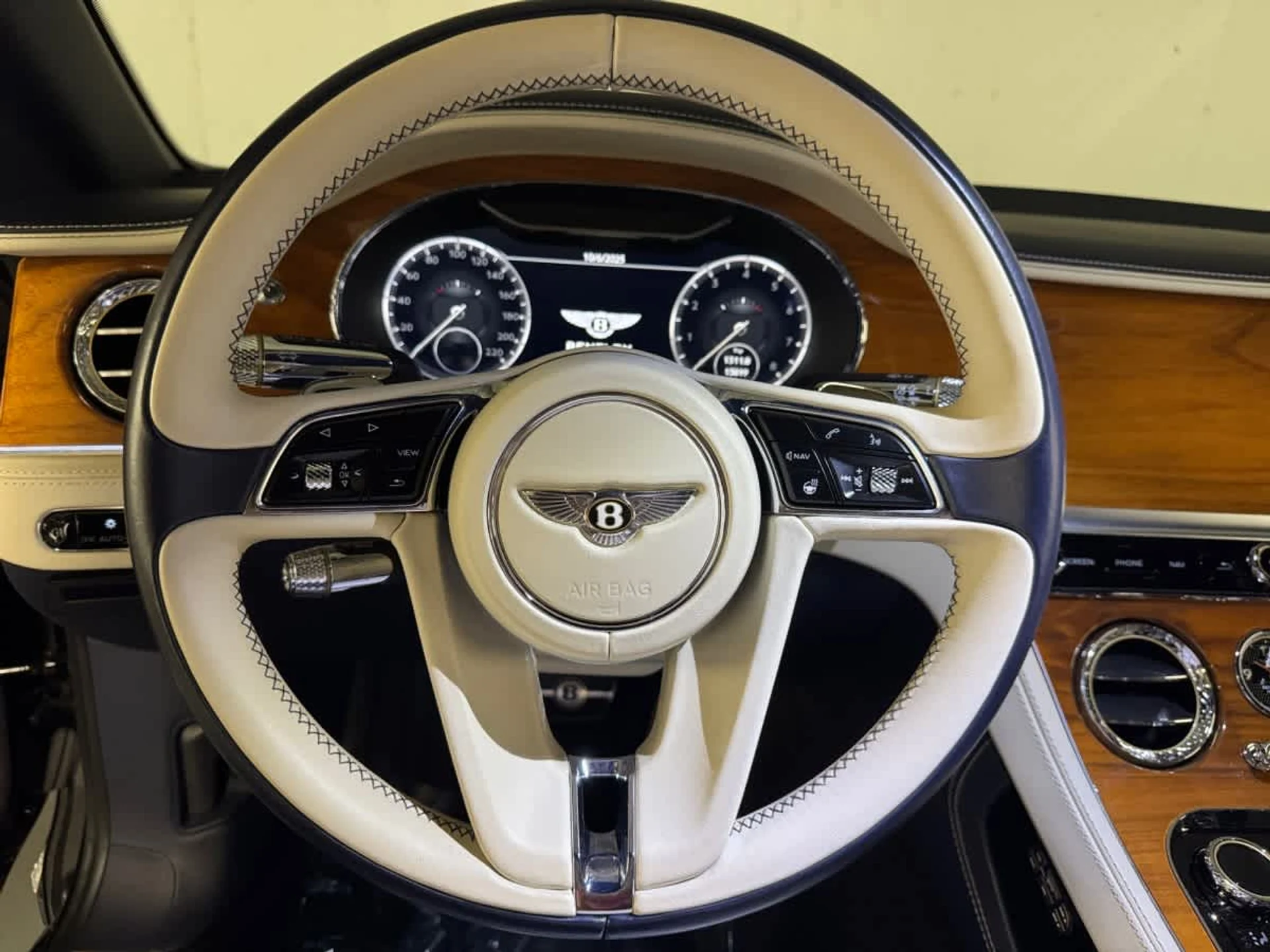 mph025_727102734_28305d69d5cce65d65954bdfa6ab0cdbx_6f09bee3e9