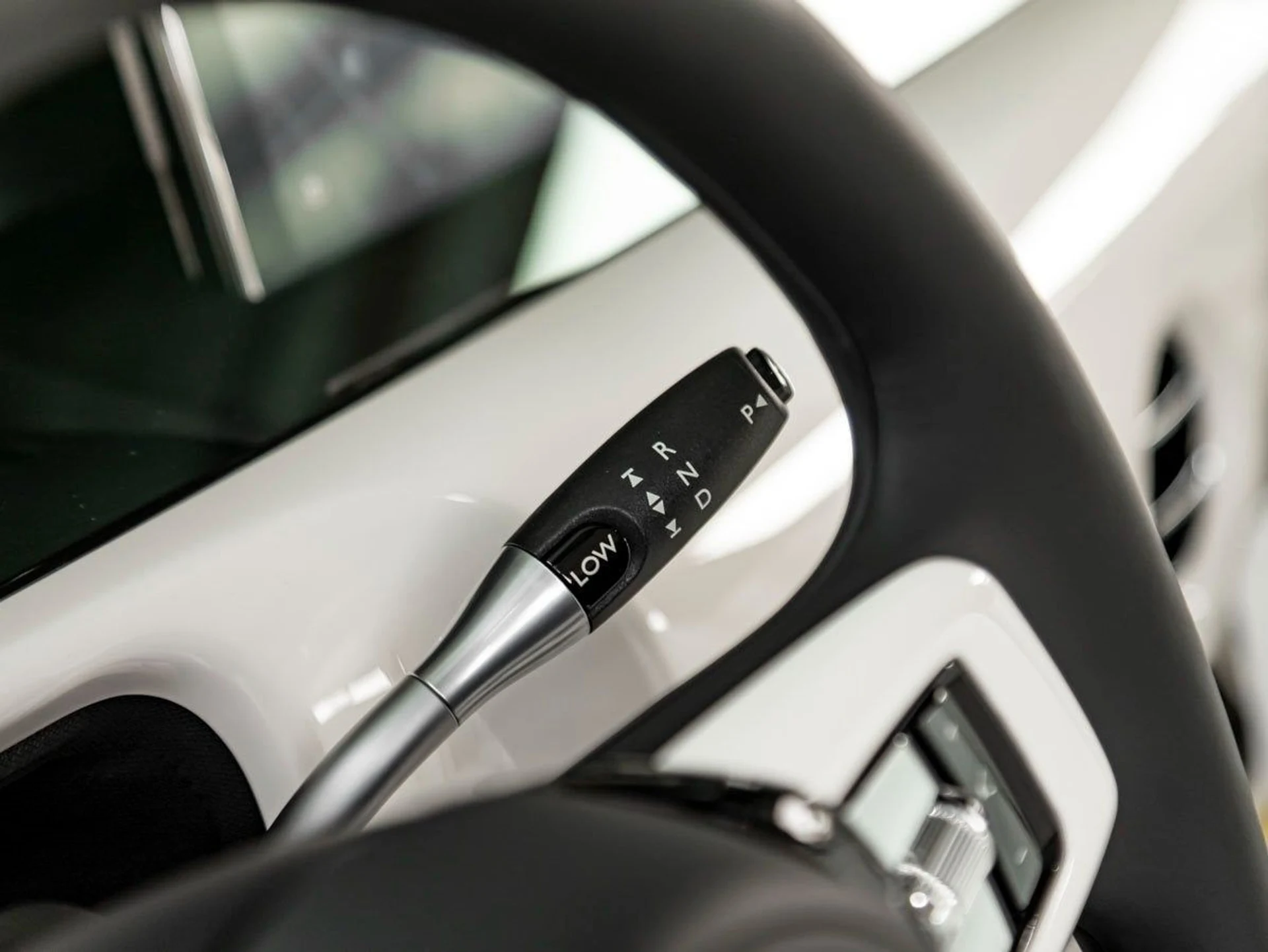 mph025_734400798_26_82f87ee202