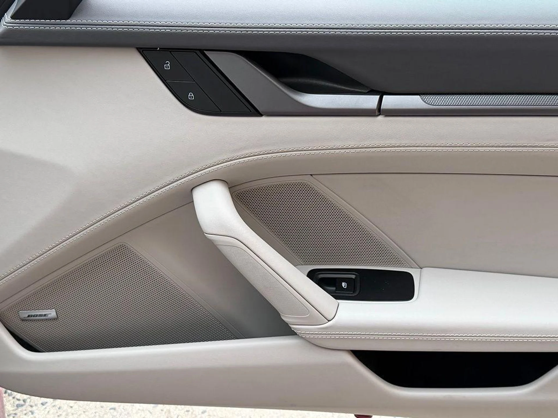 mph025_735035697_T_Snry_B_Si_Dv_GWVM_8c_Ce76q_Zvyd38_61208c4396