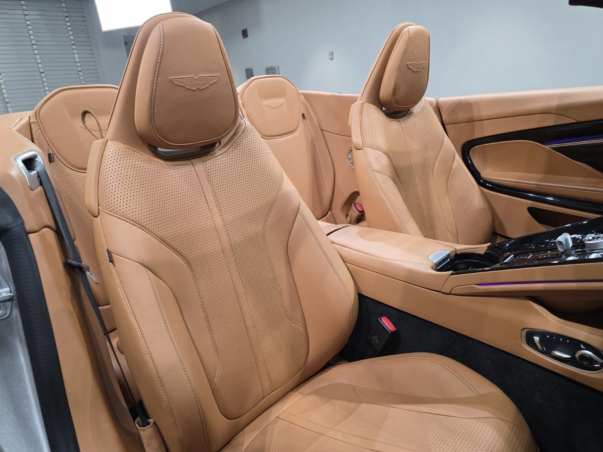 mph025_741792370_b34618e38c3fa7c77aa6b623547c1f21_2471a6f4c2