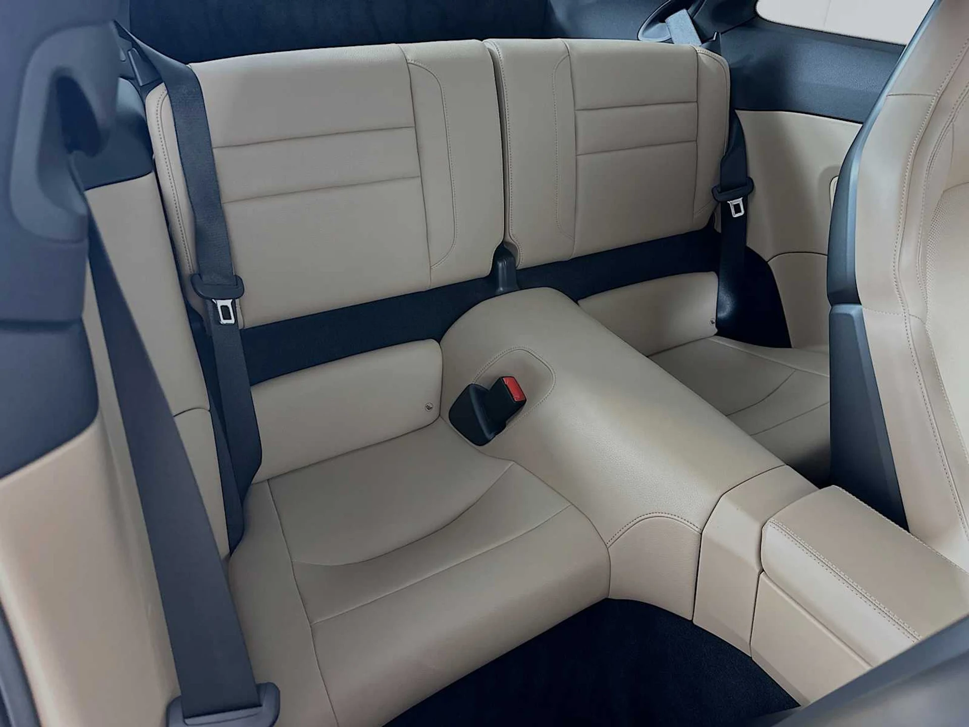 mph025_744914504_6c2b49673faf25f8944ced8a130aa59c_a2552375c1