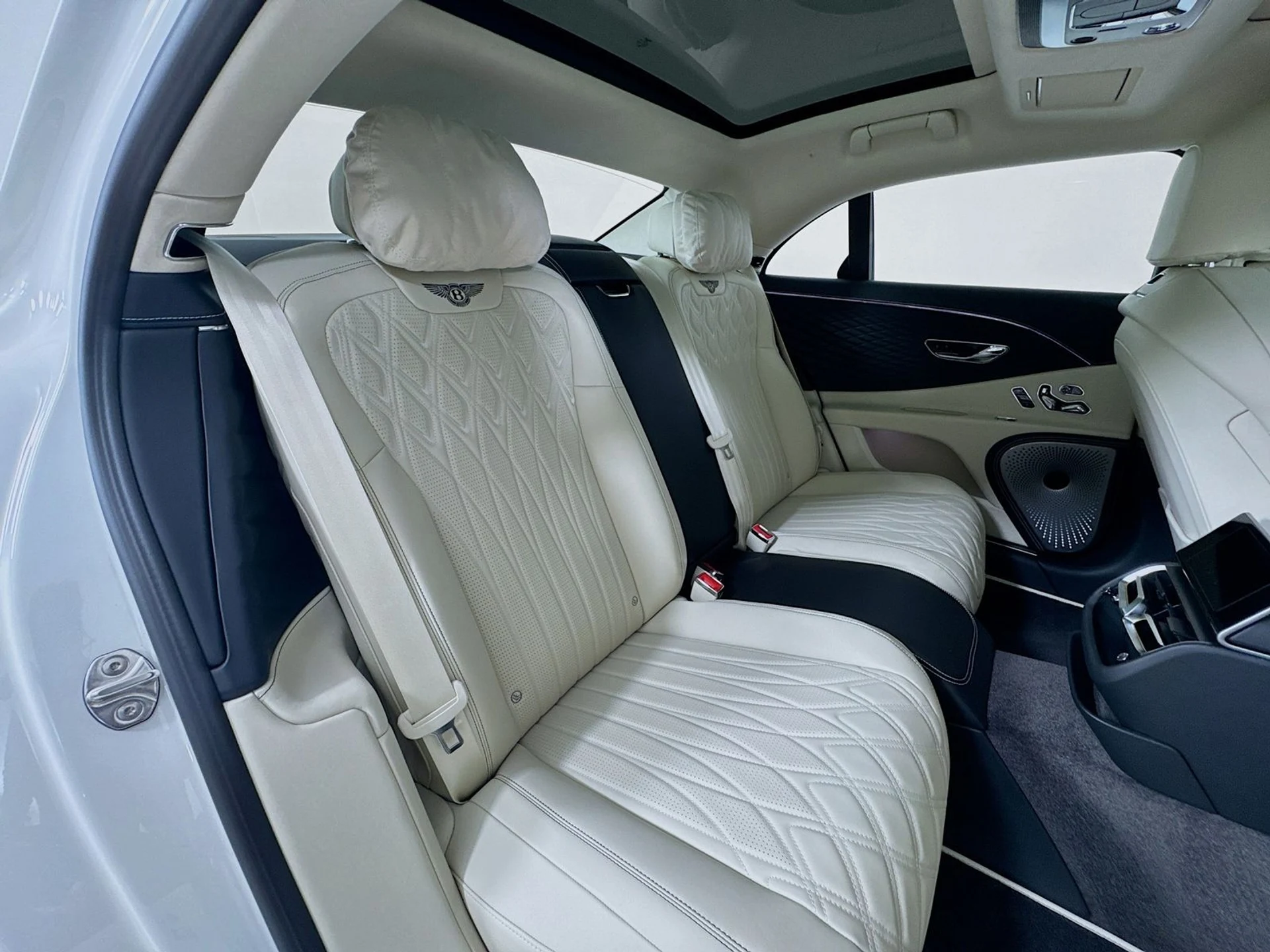 mph025_756802789_1743199b46a5570c4a82fba44d02f3bax_c1f4a7eb6b