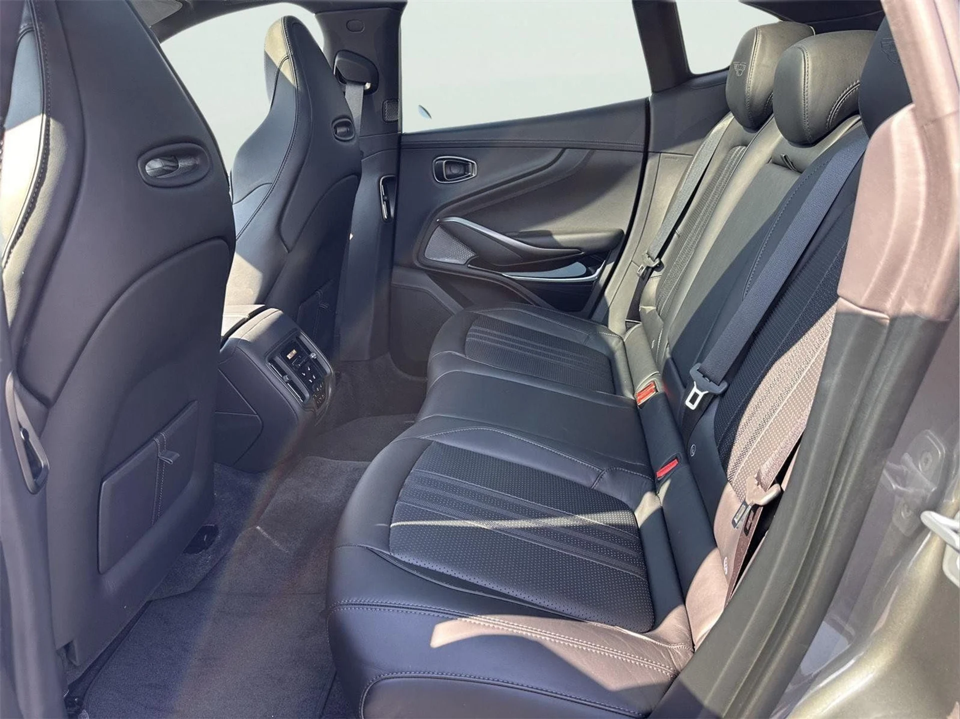 mph025_757026309_65f3f92507ce8ea5e1b46dc0c576eec4_38c9f027f6