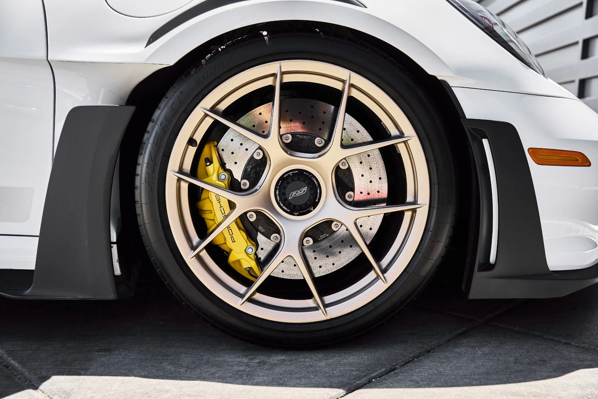 mph025_760787934_Used_2025_Porsche_911_GT_3_RS_1780614701_3e852fed63