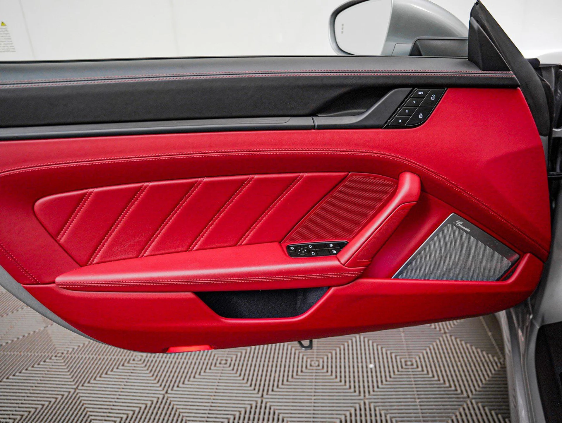 mph025_763961103_8cc1f427fec0be99316e1688092b6b40_403387cbba