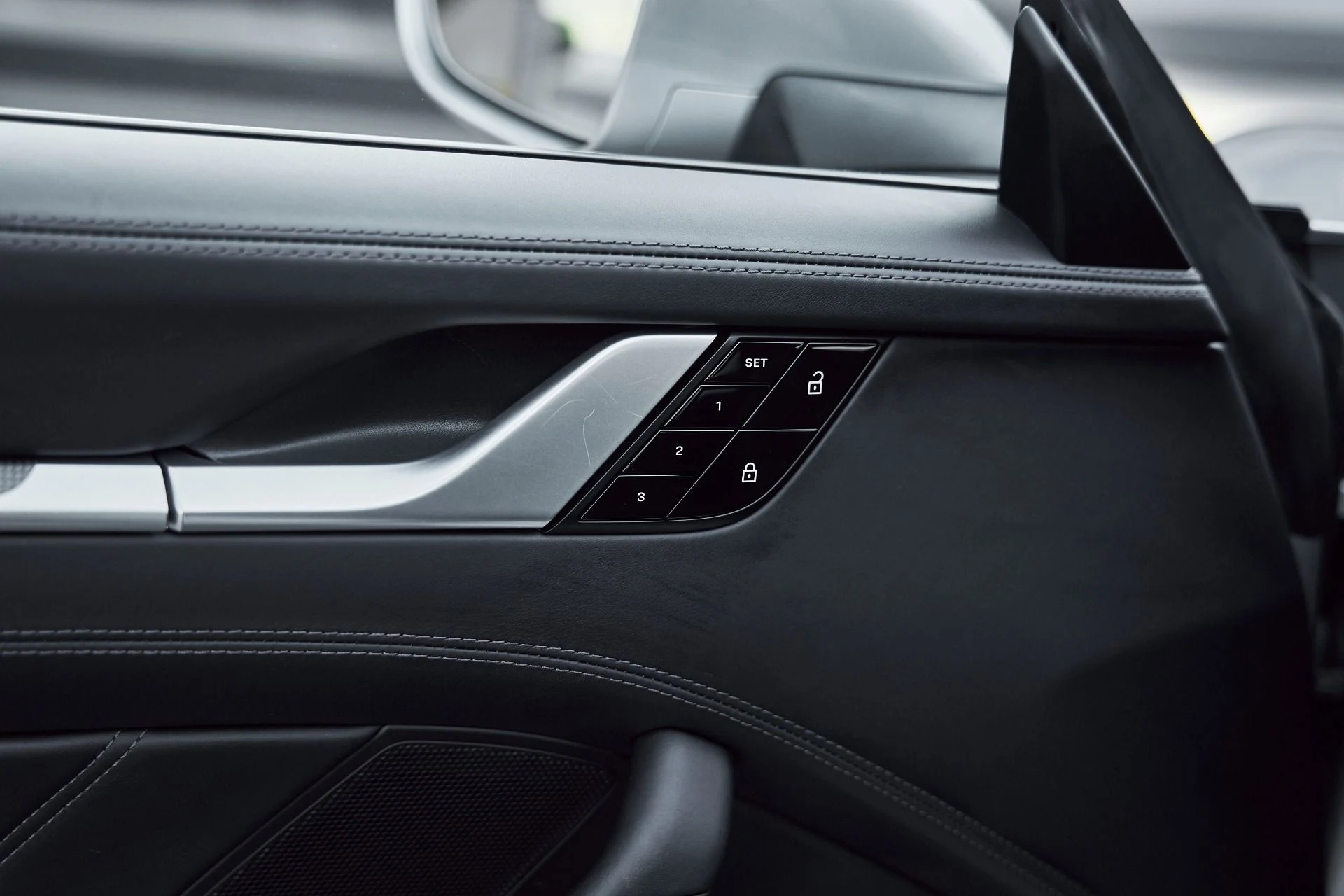 mph025_777298597_Used_2021_Porsche_911_Turbo_S_1769305666_81ea2e58f3